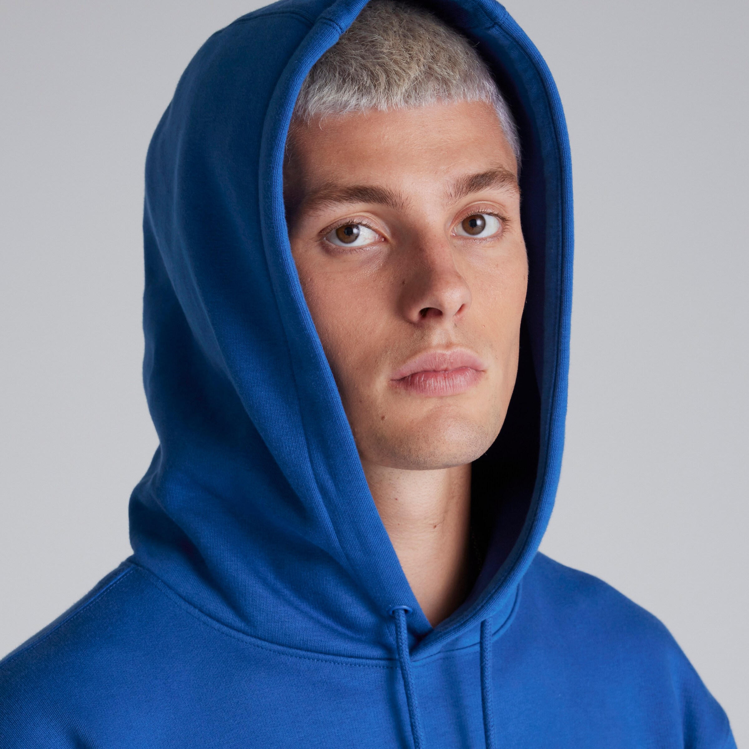 Manchester United Mens MUFC Overhead Hoodie Blue Blue Detail [5-6]