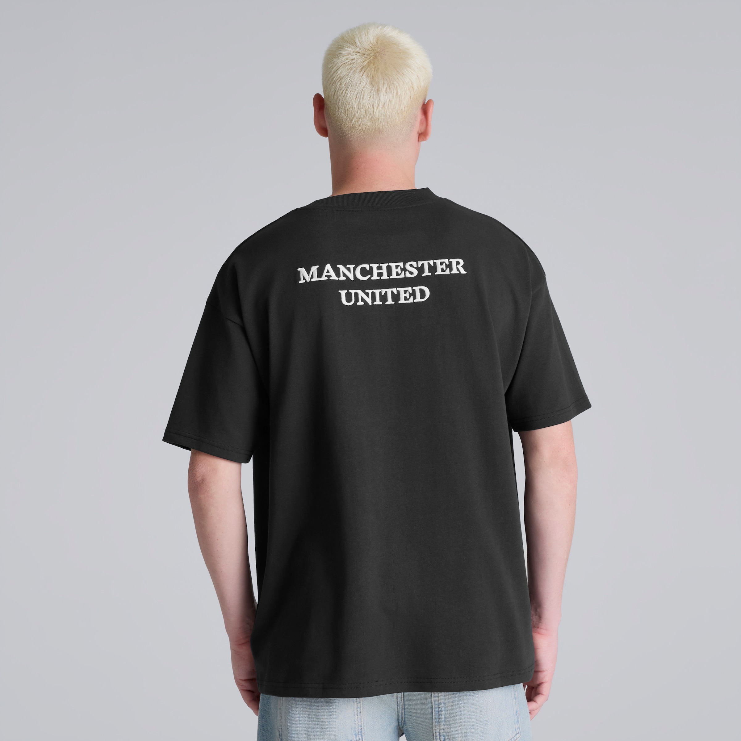 Manchester United Club Colours Back Embroidery T-Shirt Black Noir Détail [2-5]