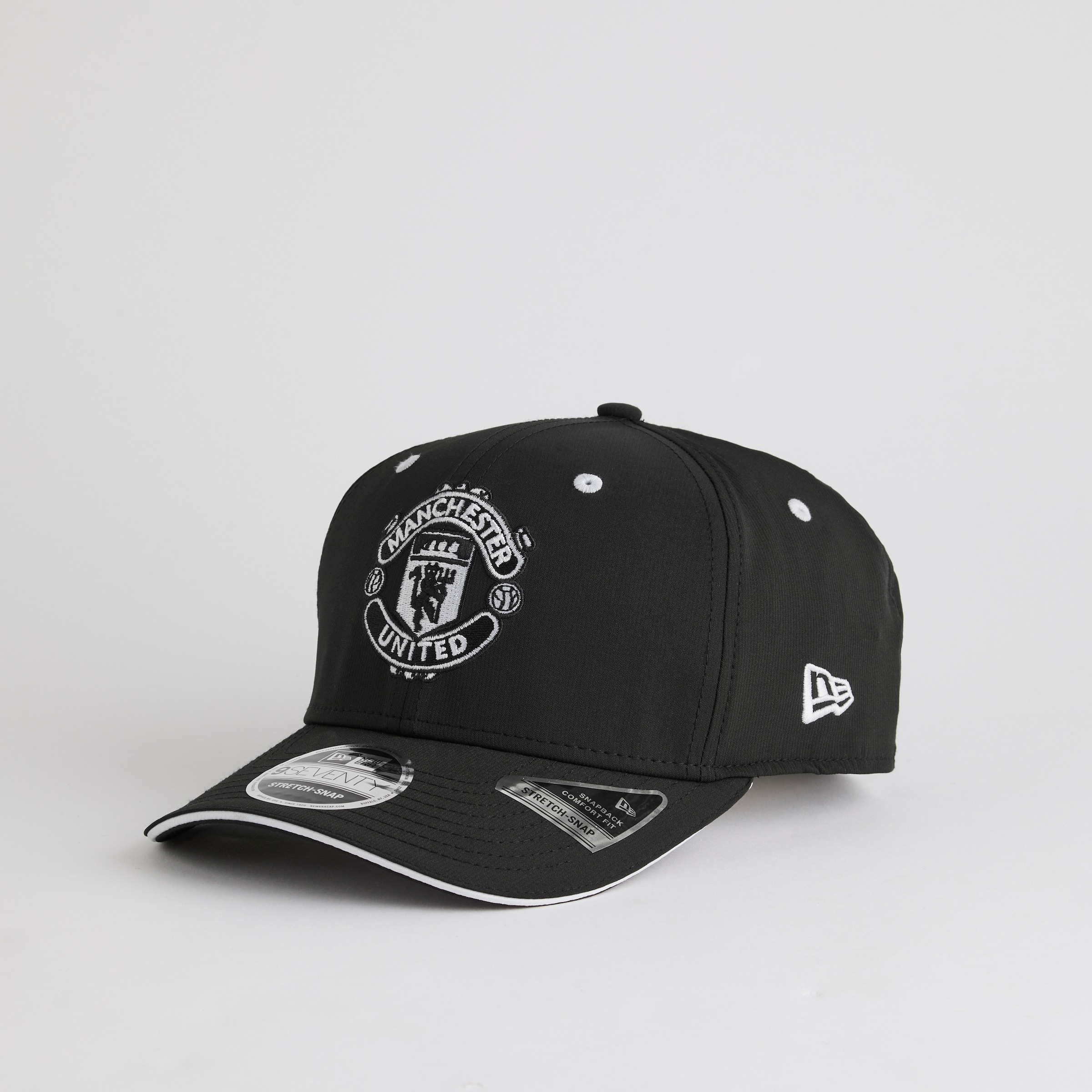 Manchester United x New Era Crest Recycled 9Seventy Cap Black Black
