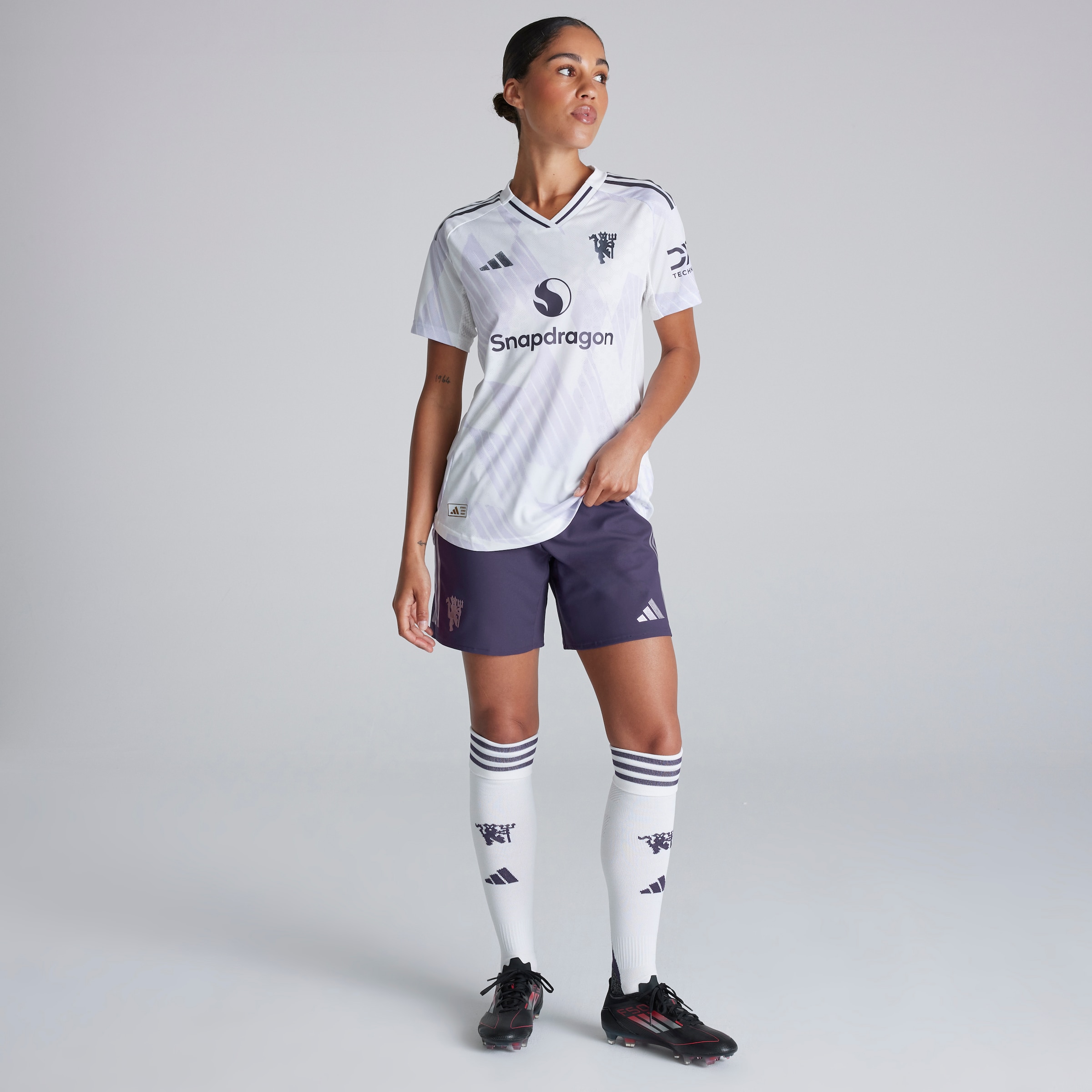 Manchester United Womens 25/26 Away Authentic Jersey White Detail [3-6]