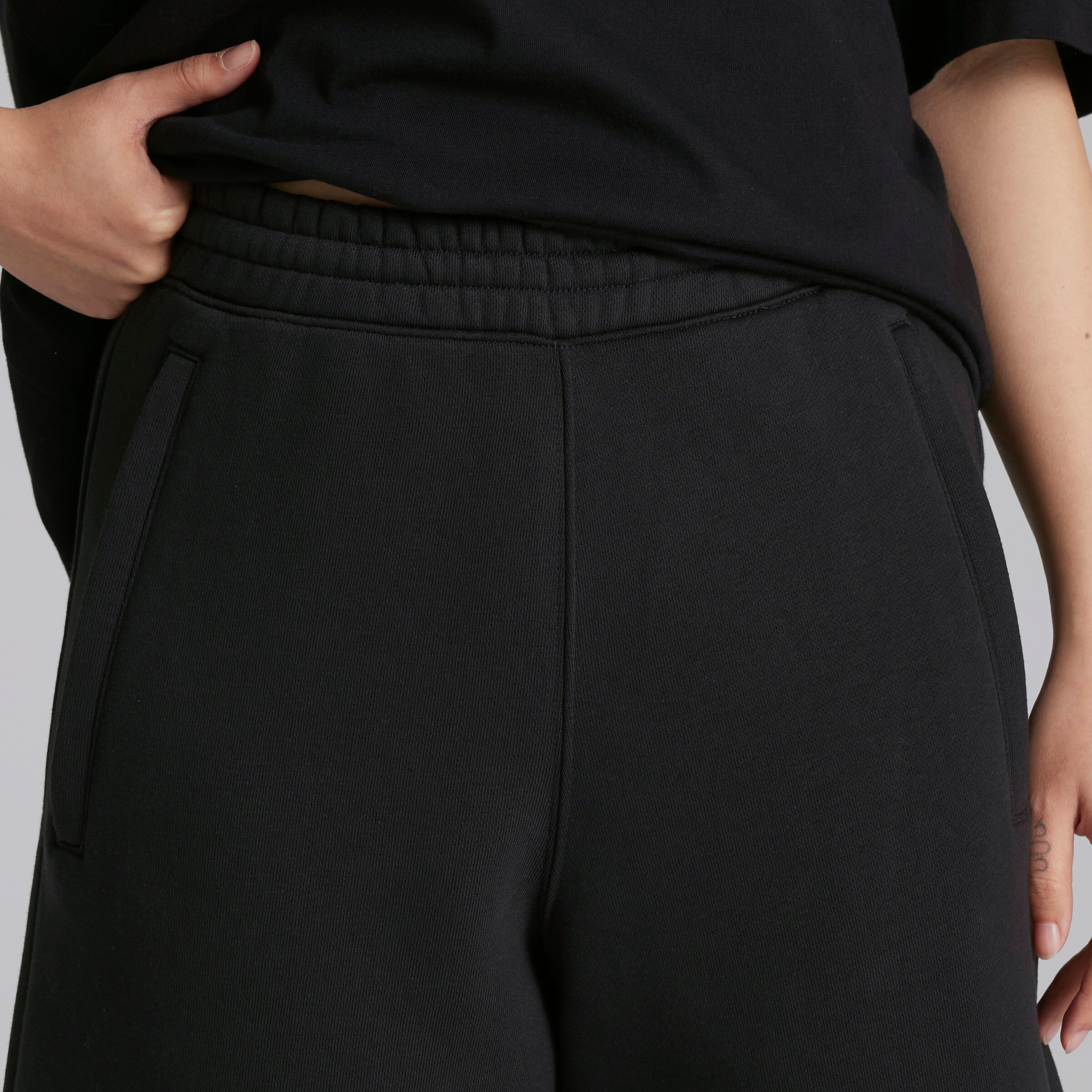 Manchester United VRCT Shorts Black Black Detail [6-8]