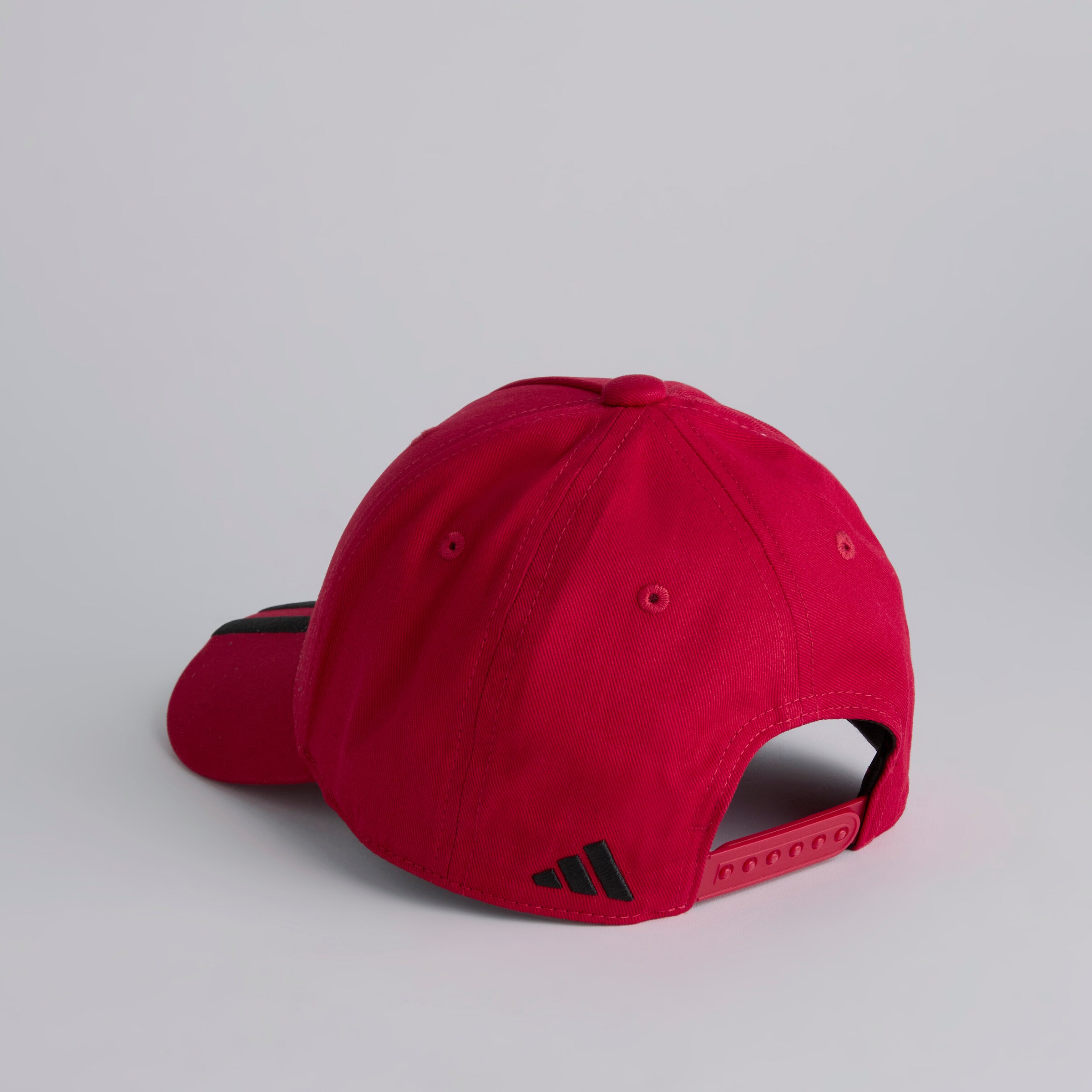 MU Adidas 25/26 Kids Cap Red Rouge Détail [4-5]
