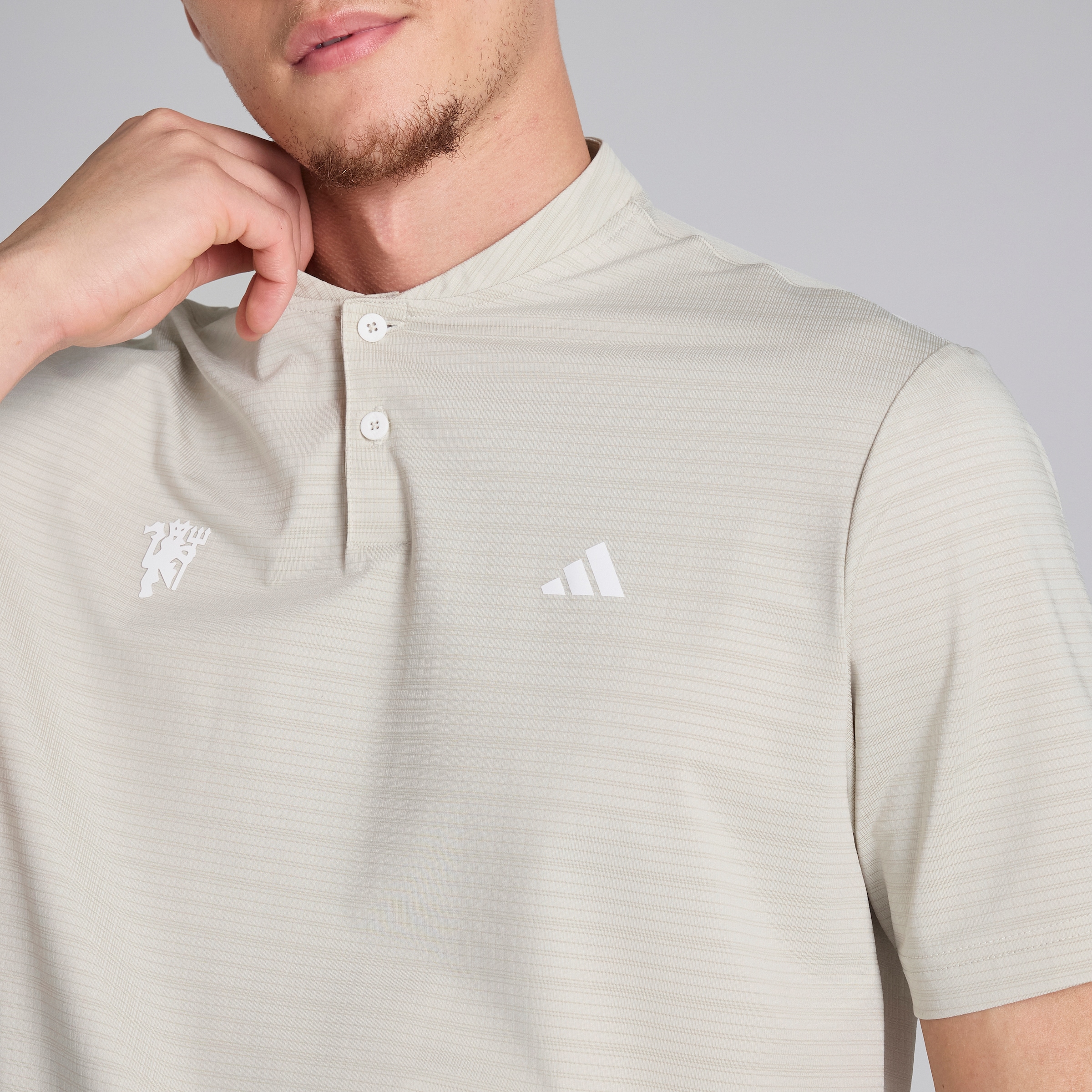 Manchester United x adidas Golf Ultimate365 Sport Collar Polo Shirt Beige White Detail [5-5]