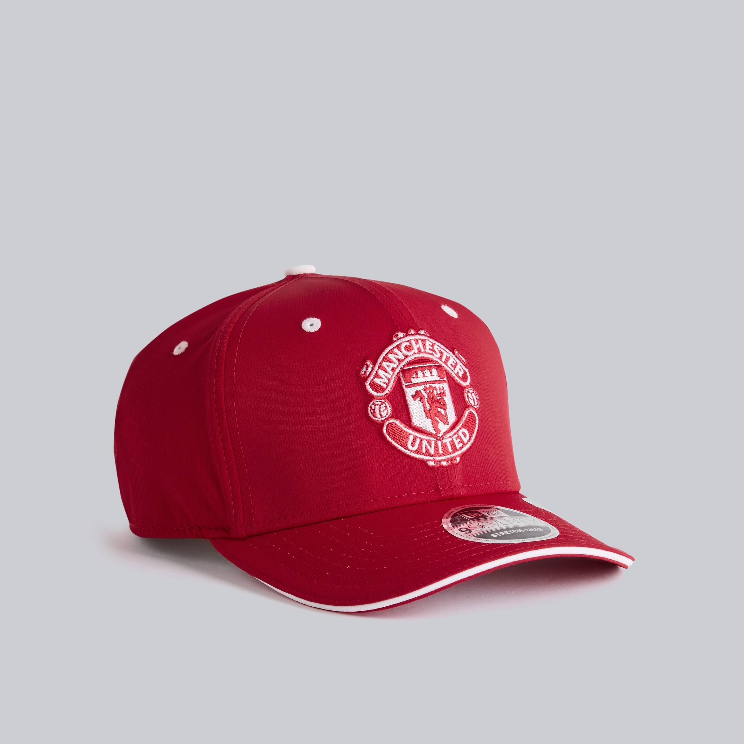 Manchester United x New Era Crest Recycled 9Seventy Cap Red Red Detail [3-5]