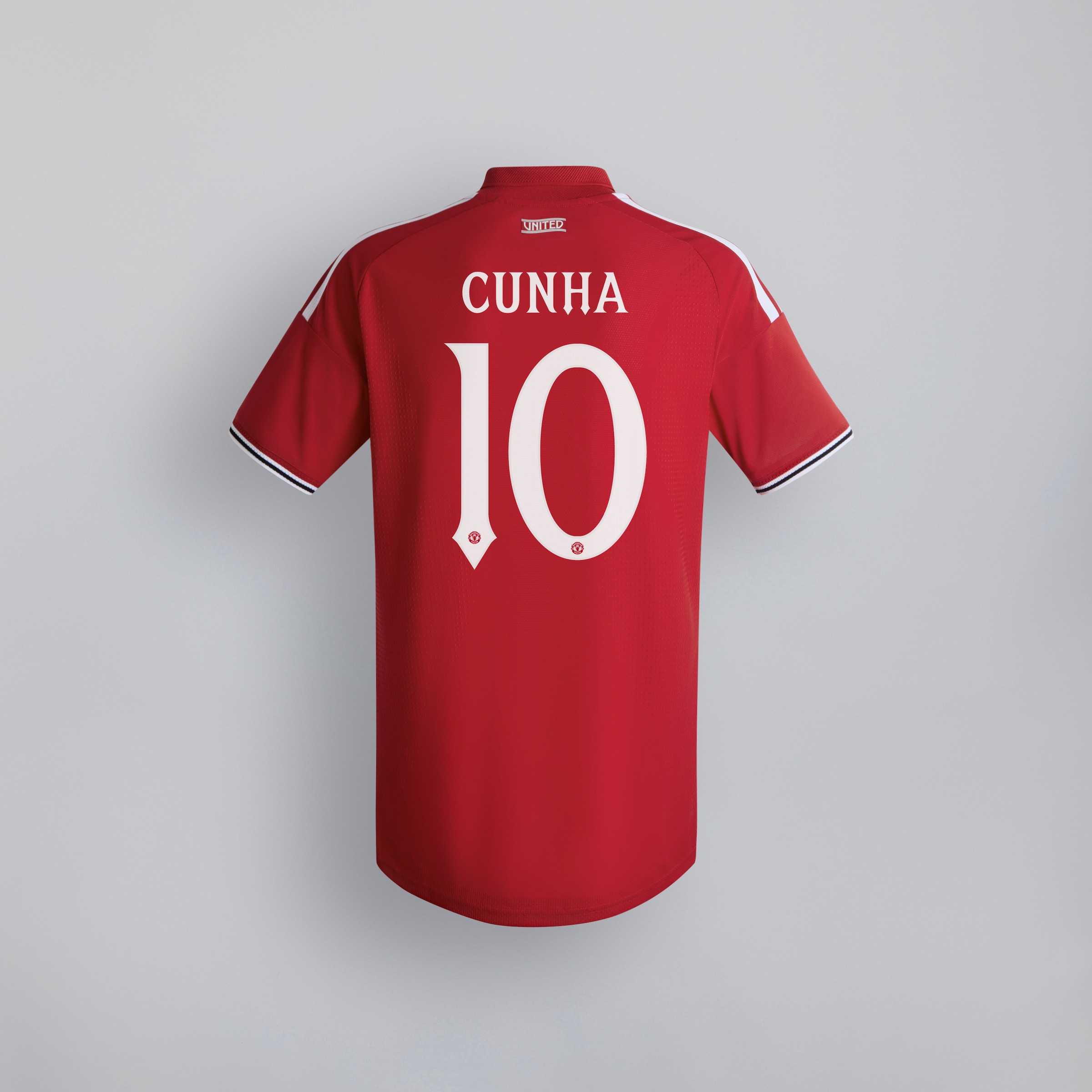 Manchester United 26/27 Home Jersey with Cunha 10 UCL Printing & Badge 红色