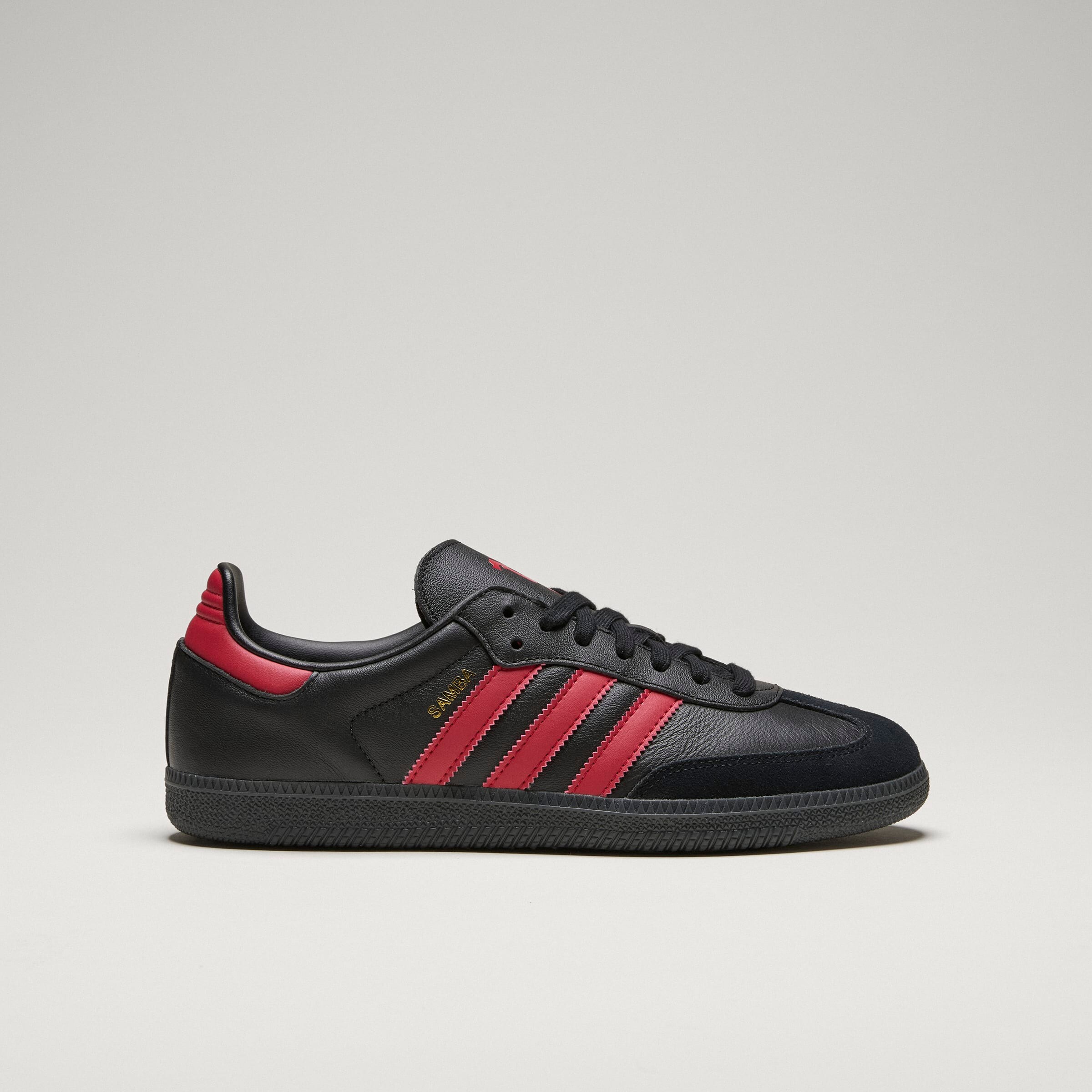 Manchester United x Adidas Samba Black Black Detail [4-7]