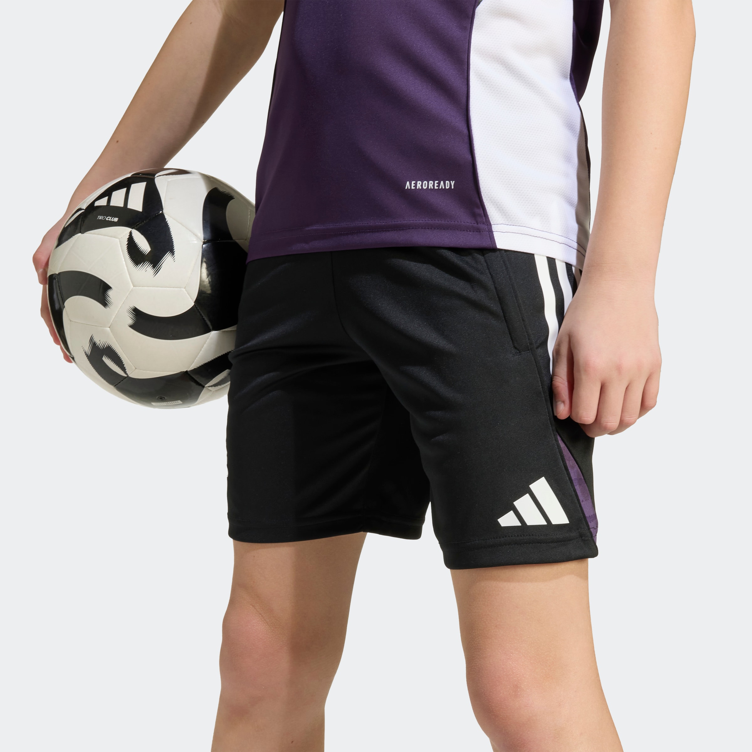 Manchester United Tiro 25 Competition Training Shorts Kids Noir Détail [6-9]