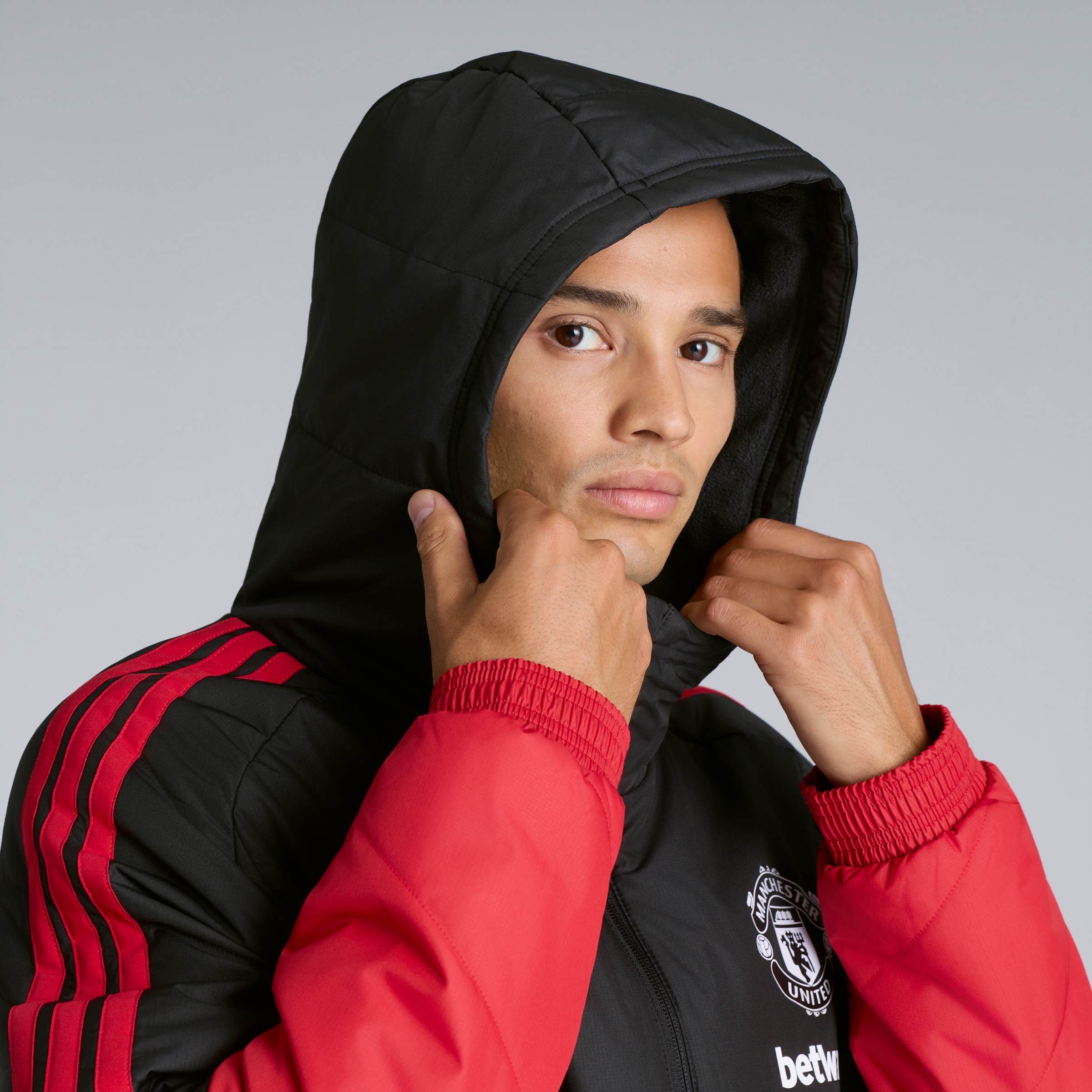 Manchester United 26/27 Training Tiro Long Coat Black (Sponsored) 검정색 세부 사항 [4-6]