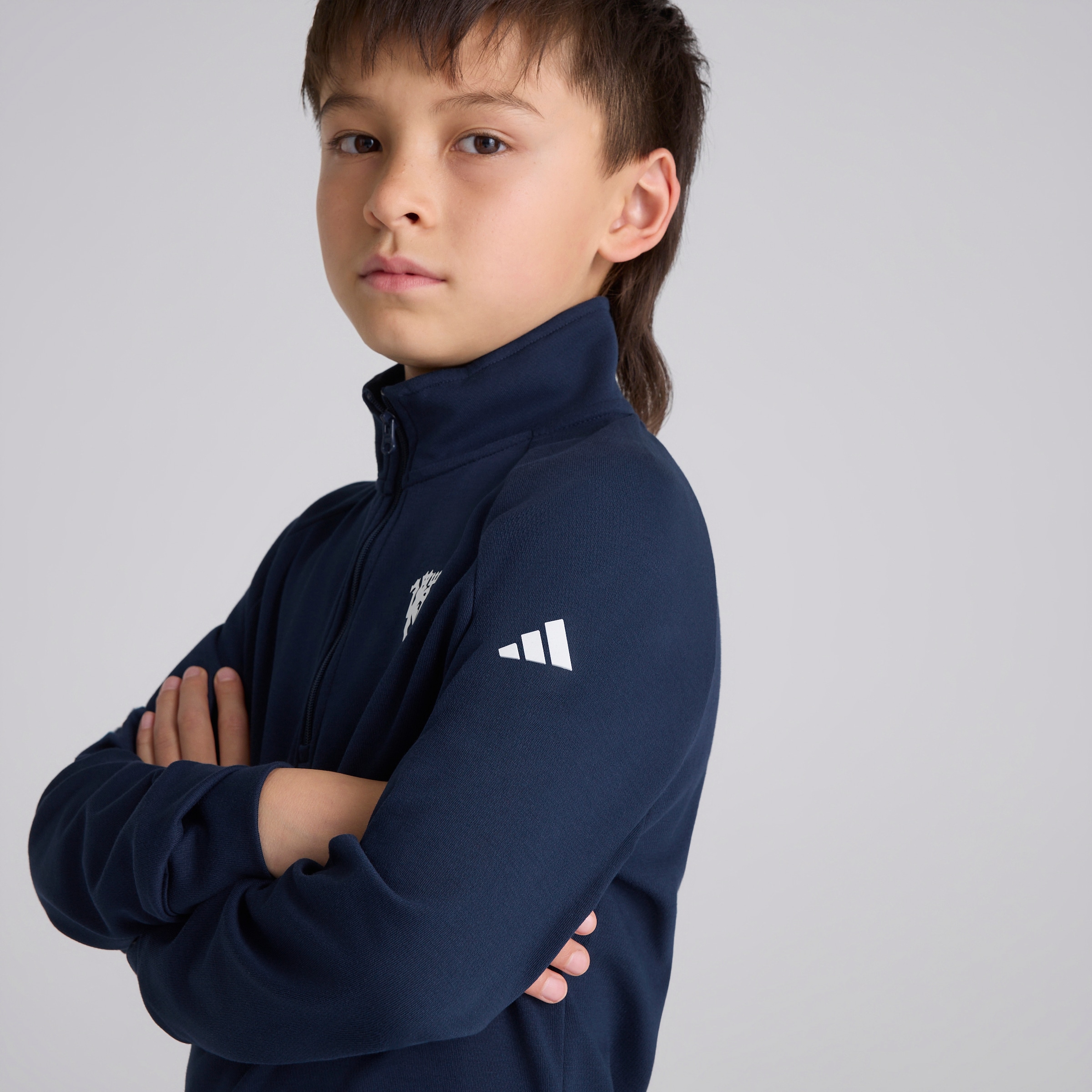 Manchester United x adidas Kids Golf 1/4 Zip Layer Top Navy Navy blue Detail [5-5]