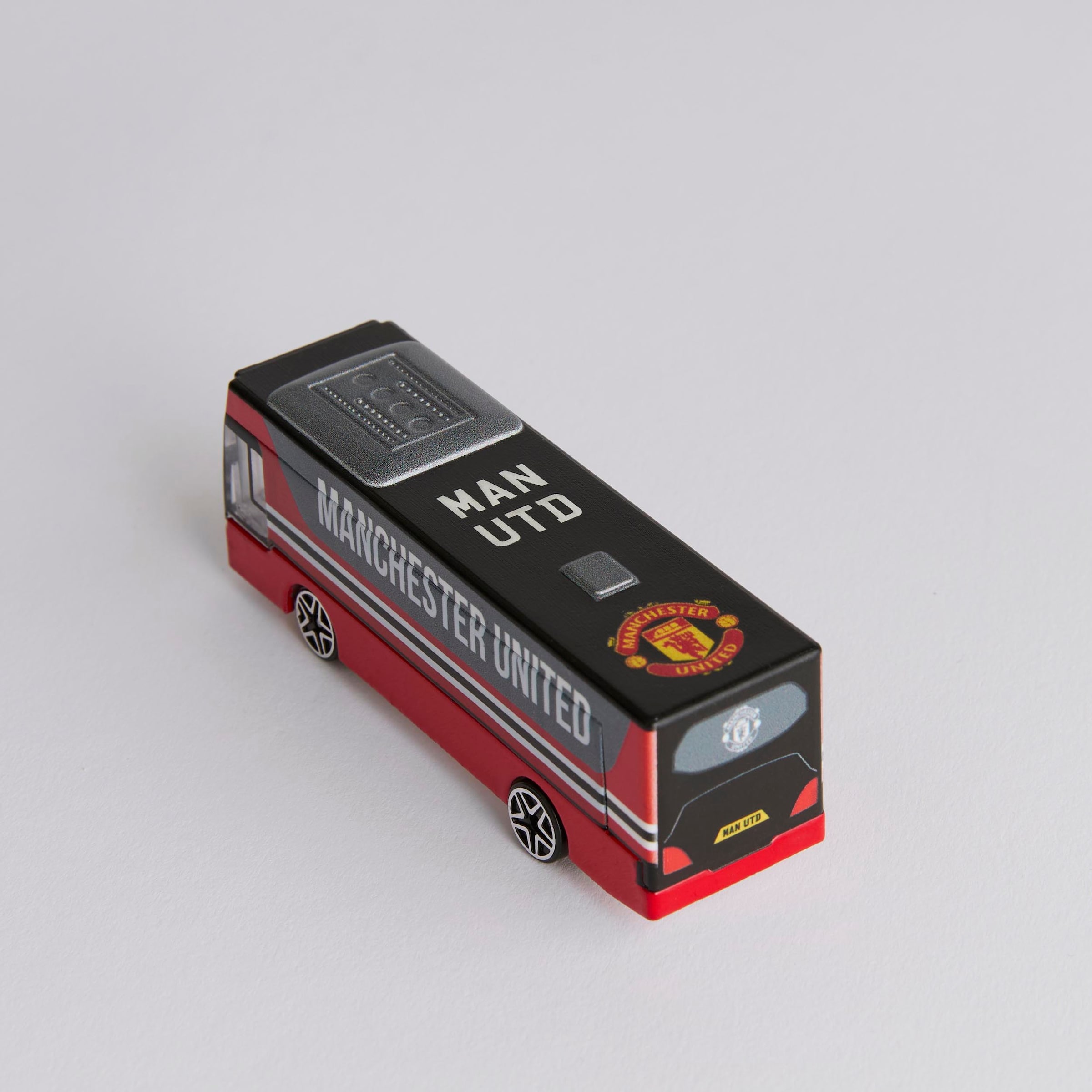 Manchester United Small Coach Red Red Detail [3-4]