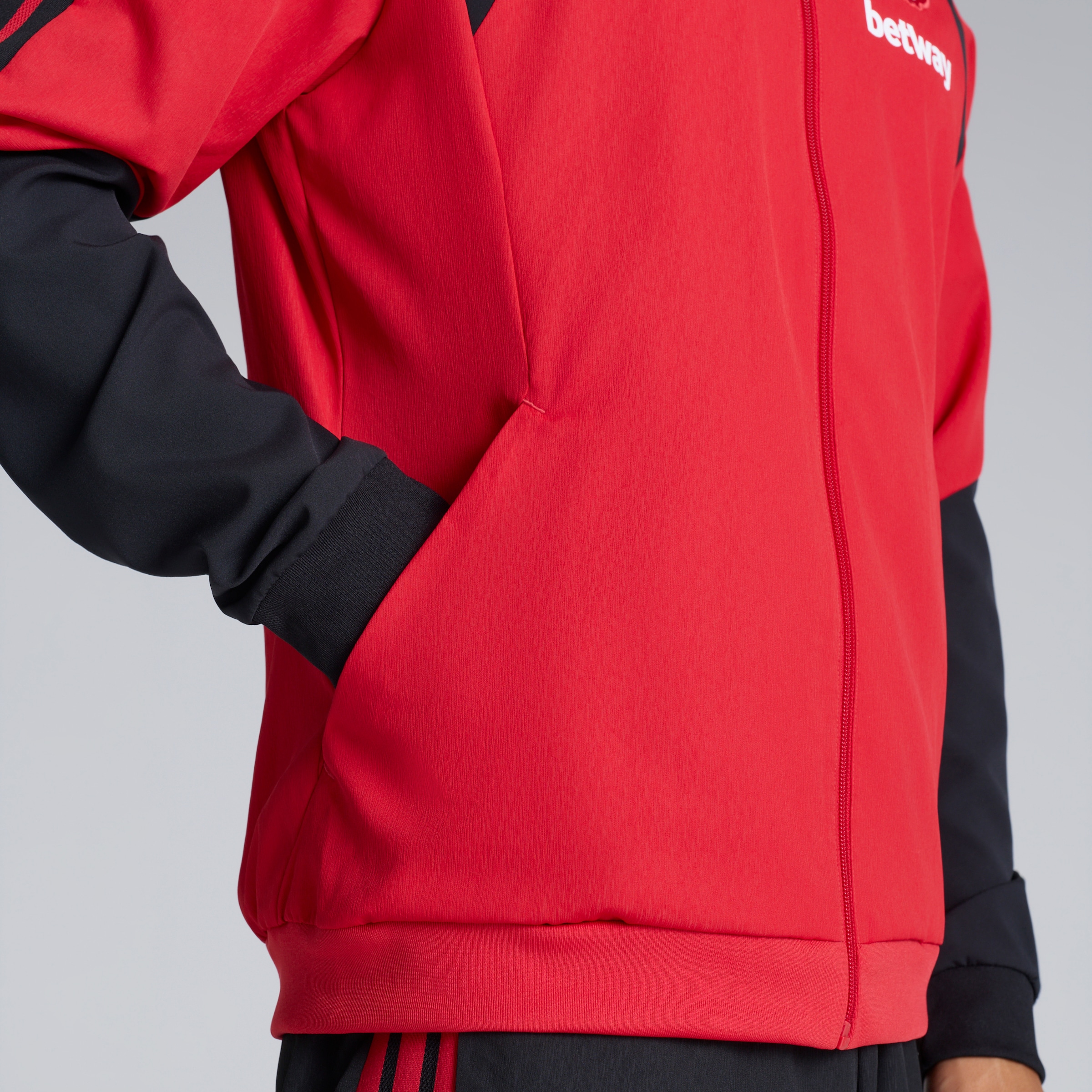 Manchester United 26/27 Training Tiro Presentation Jacket Red (Sponsored) Red Detail [5-5]