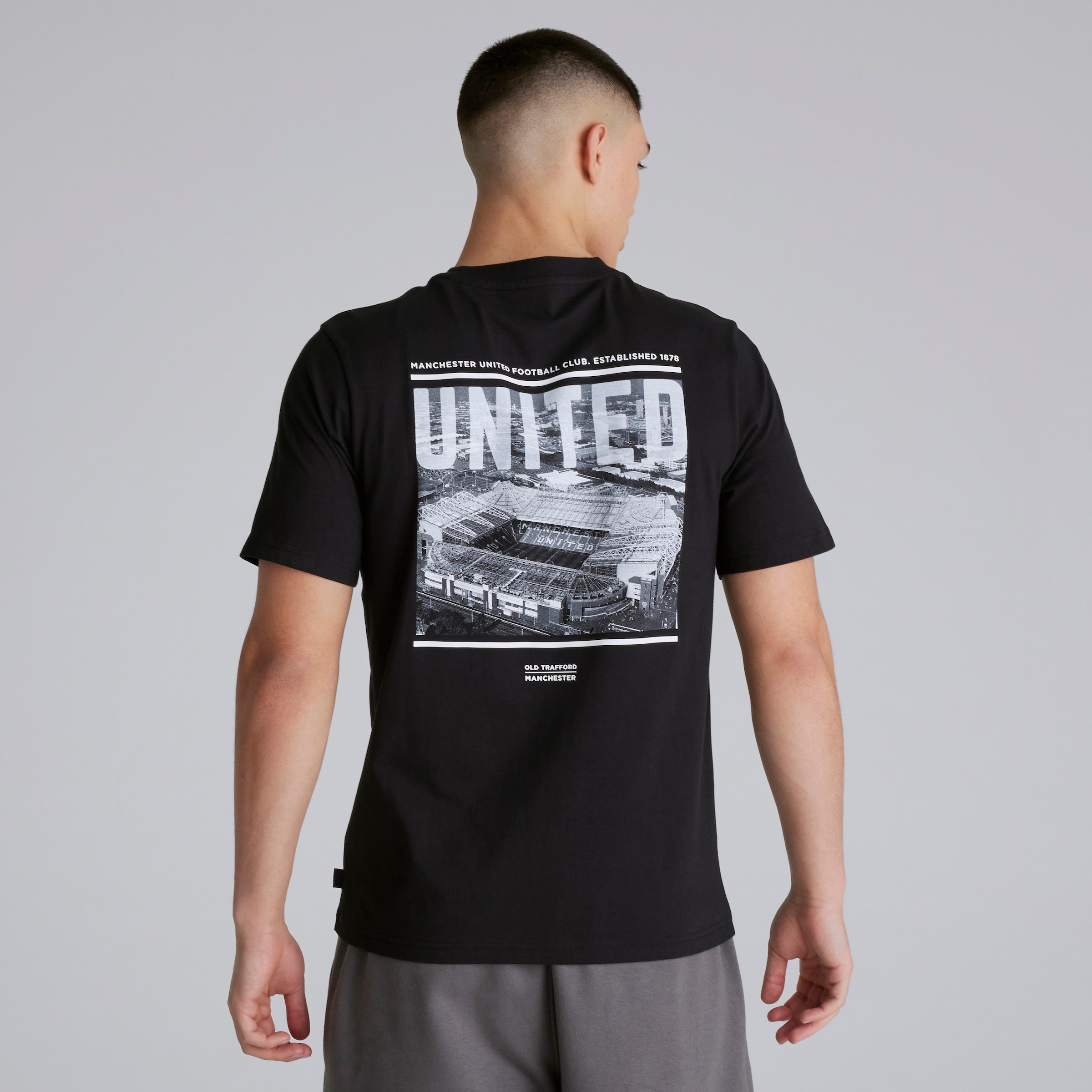 Manchester United Mens Old Trafford Back Print T-Shirt Black 黑色