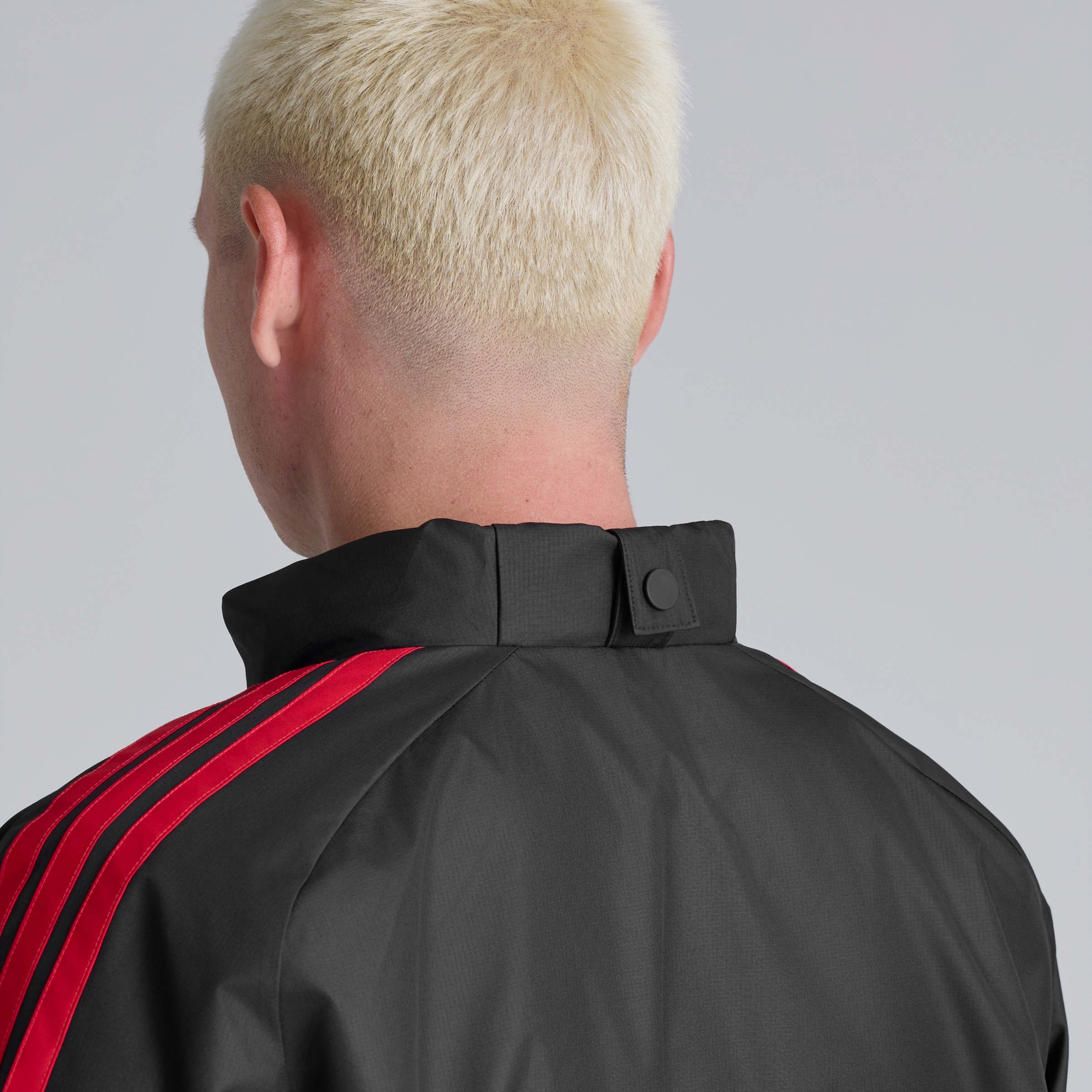 Manchester United 26/27 Training Tiro All Weather Jacket Black Noir Détail [6-6]