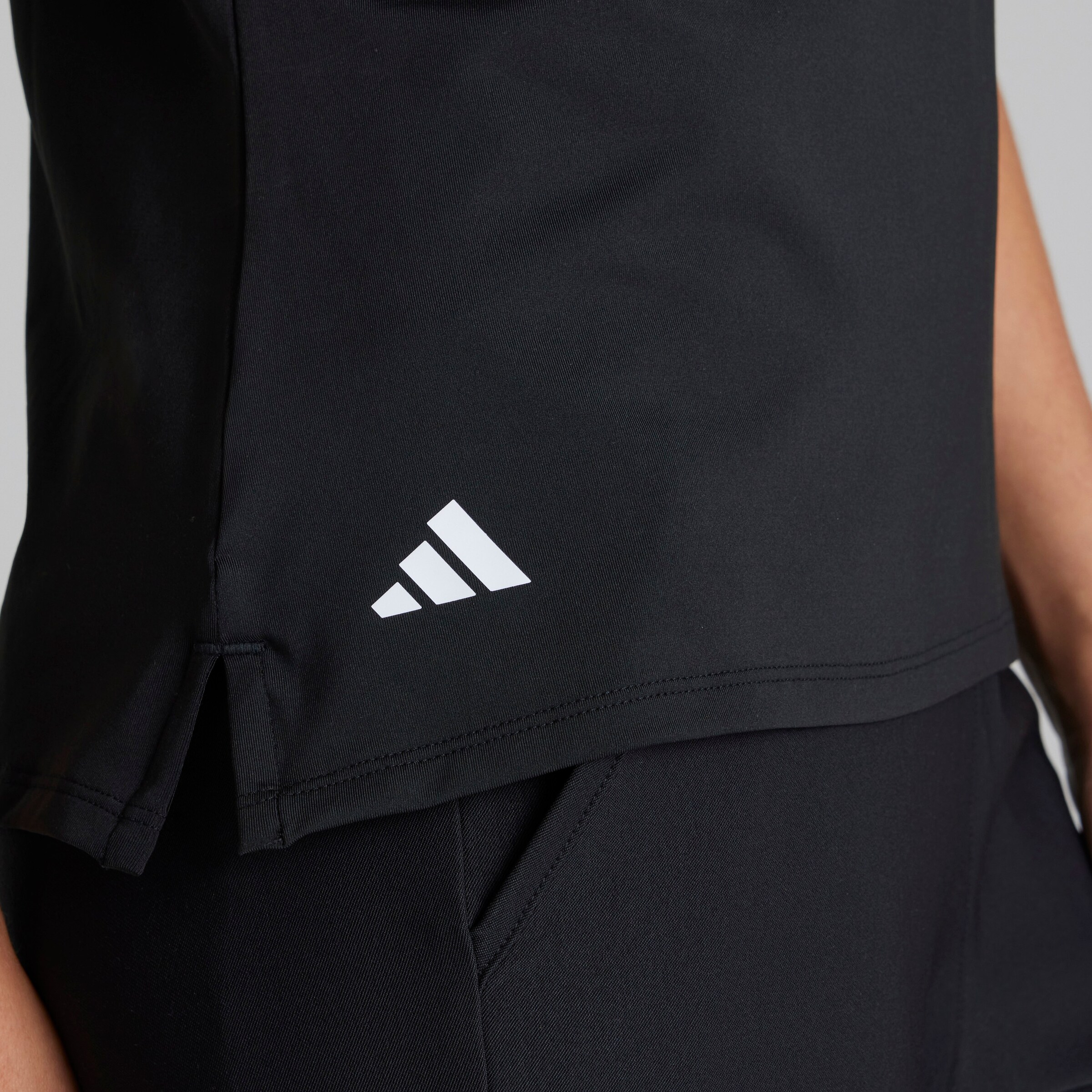 Manchester United x adidas Womens Golf Ultimate365 Polo Shirt Black Black Detail [5-5]