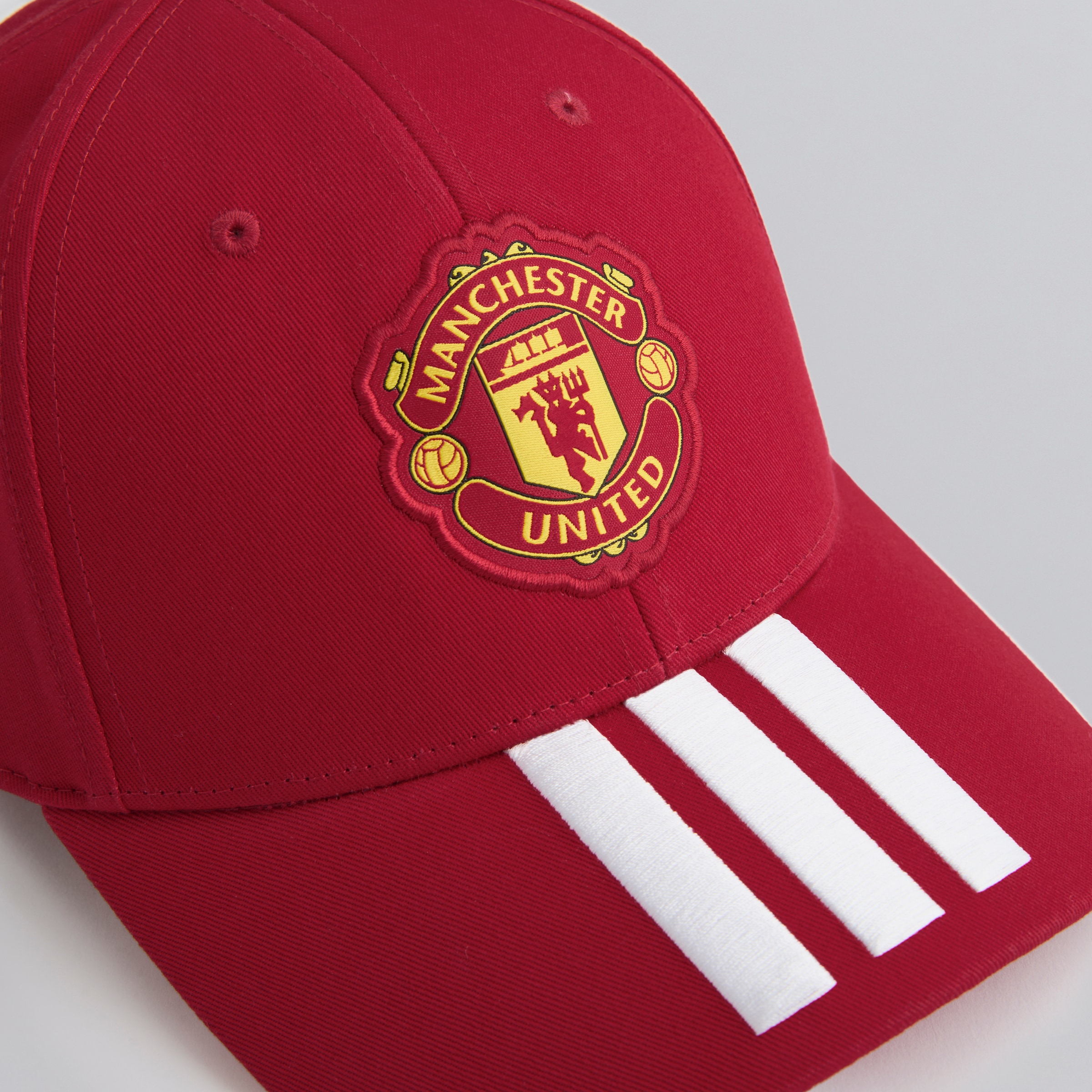 Manchester United x adidas Home Baseball Cap Red Red Detail [5-5]