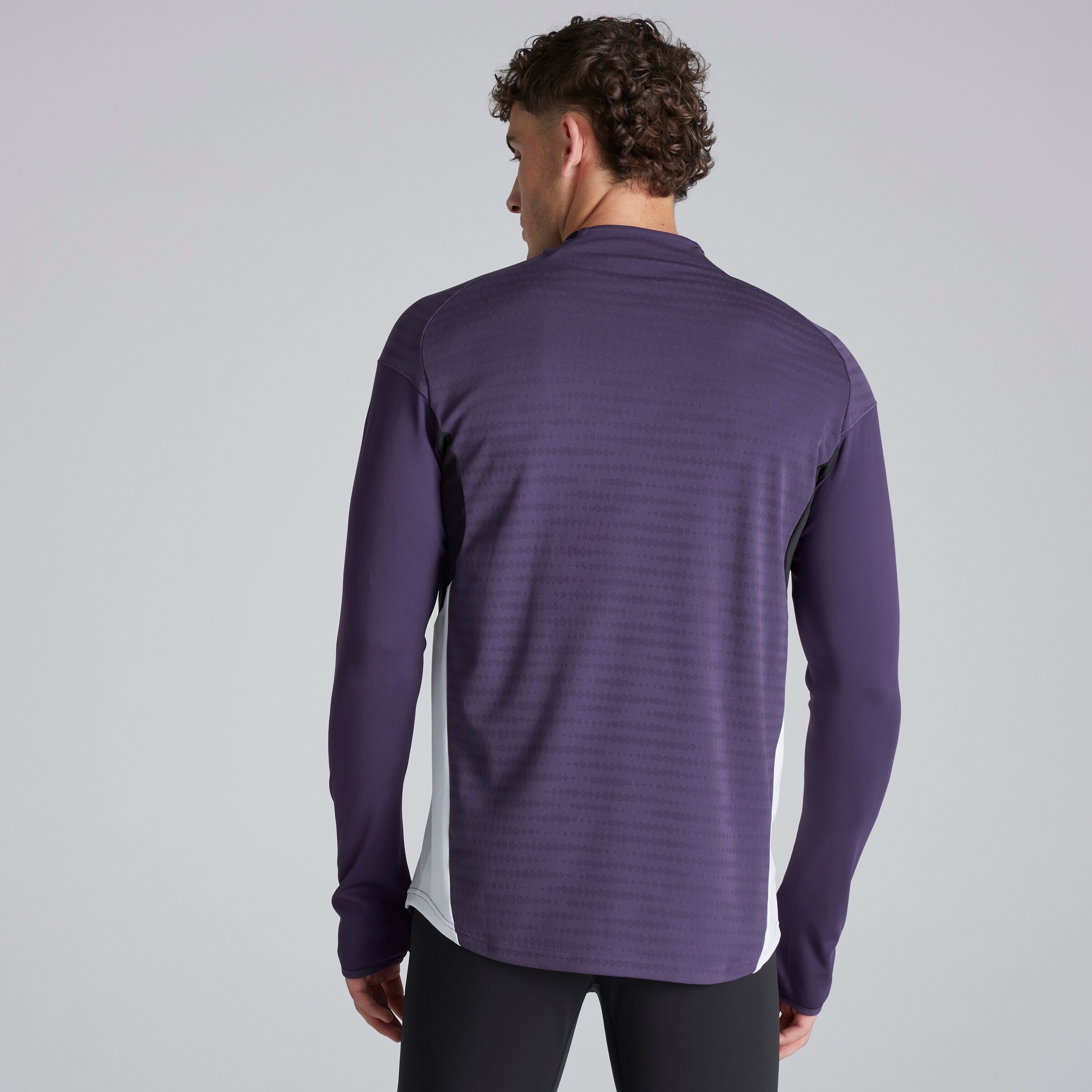 Manchester United Tiro 25 Pro Training Top Purple Detail [2-5]