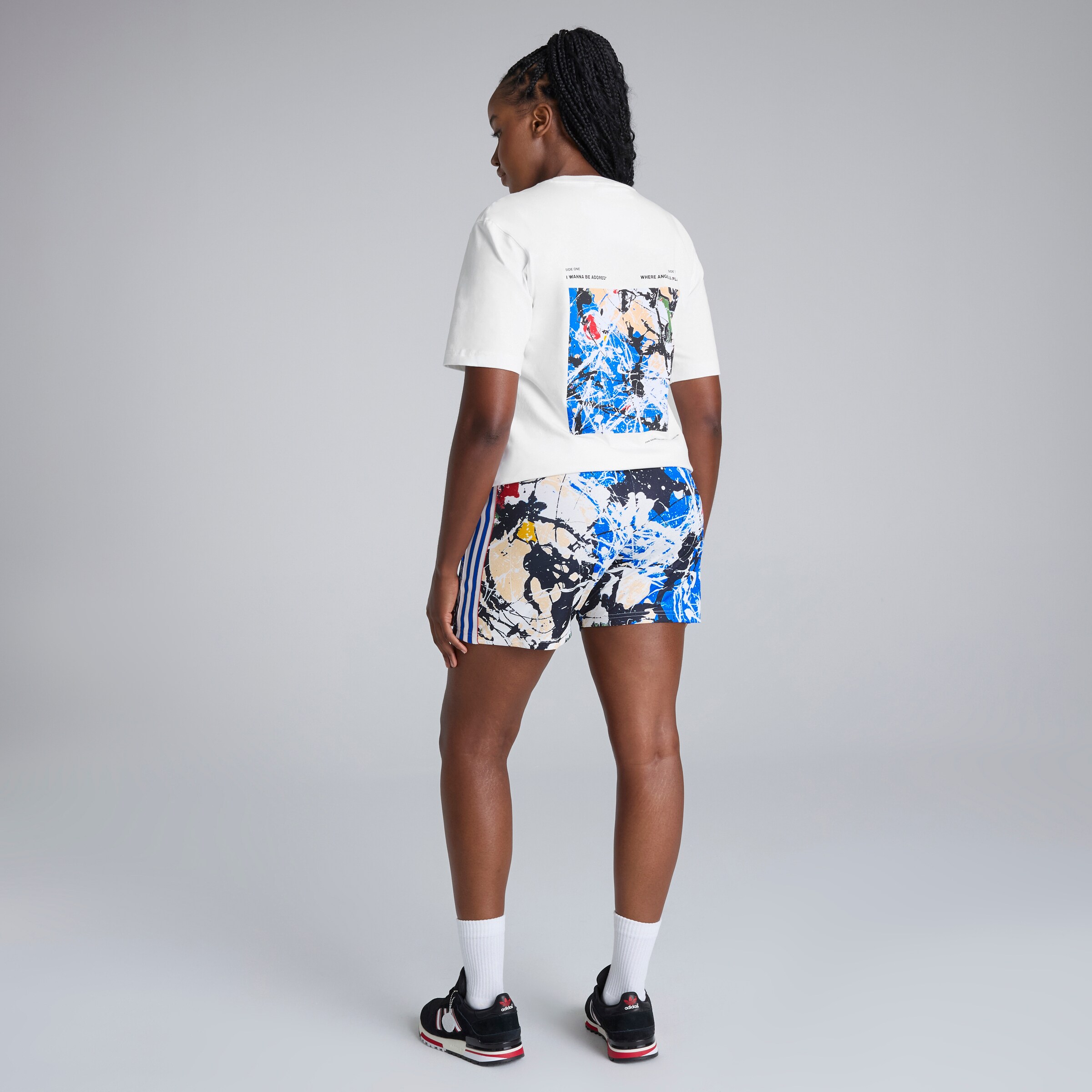 Manchester United x adidas Stone Roses Shorts Blue Multi Detail [7-7]