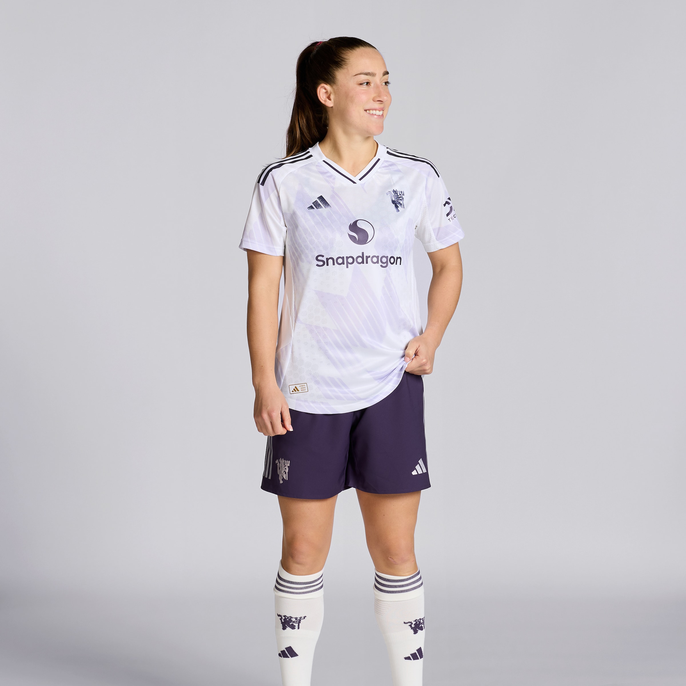 Manchester United Womens 25/26 Away Authentic Jersey Blanc Détail [3-5]