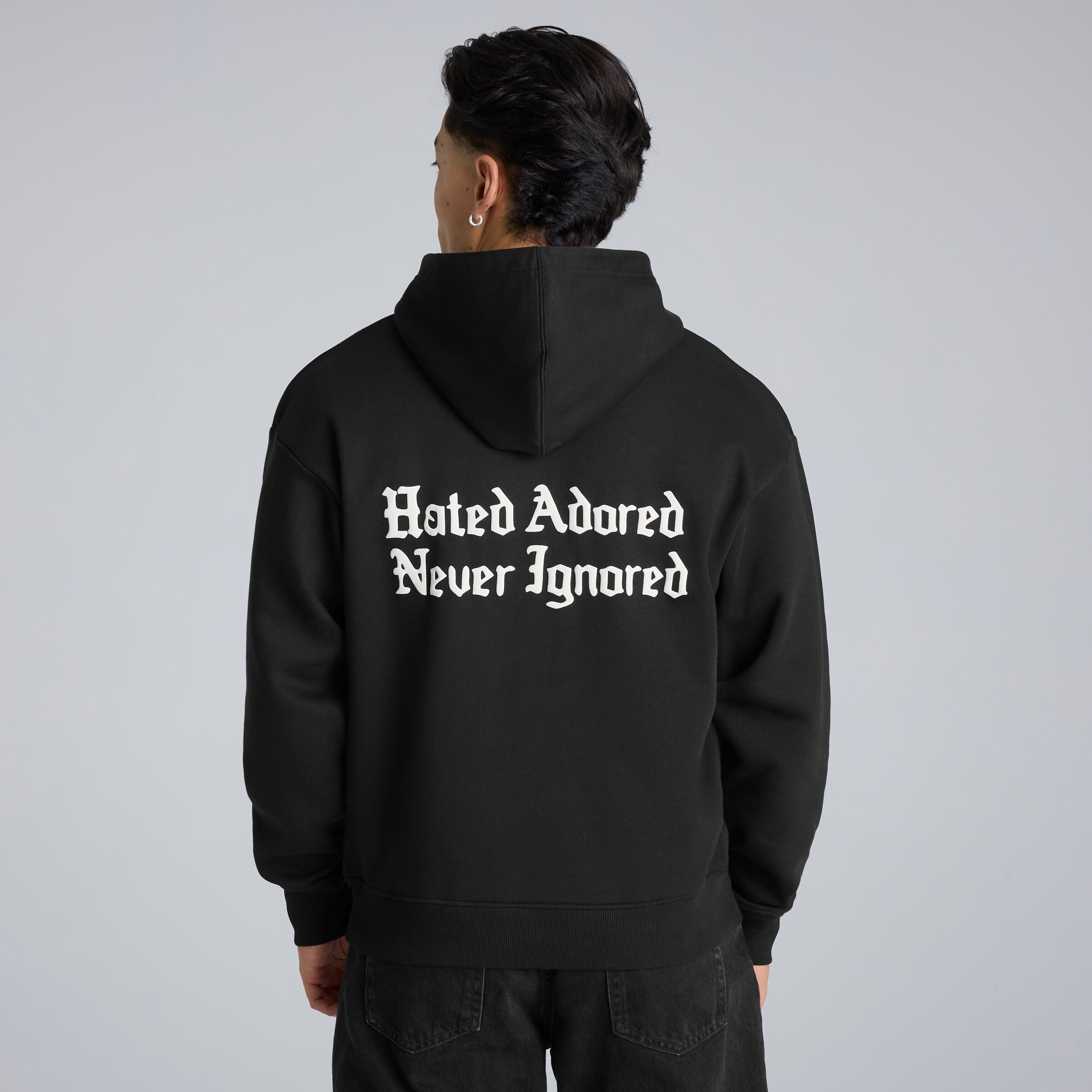 Manchester United Hated Adored Never Ignored Overhead Hoodie Black Black Detail [2-6]