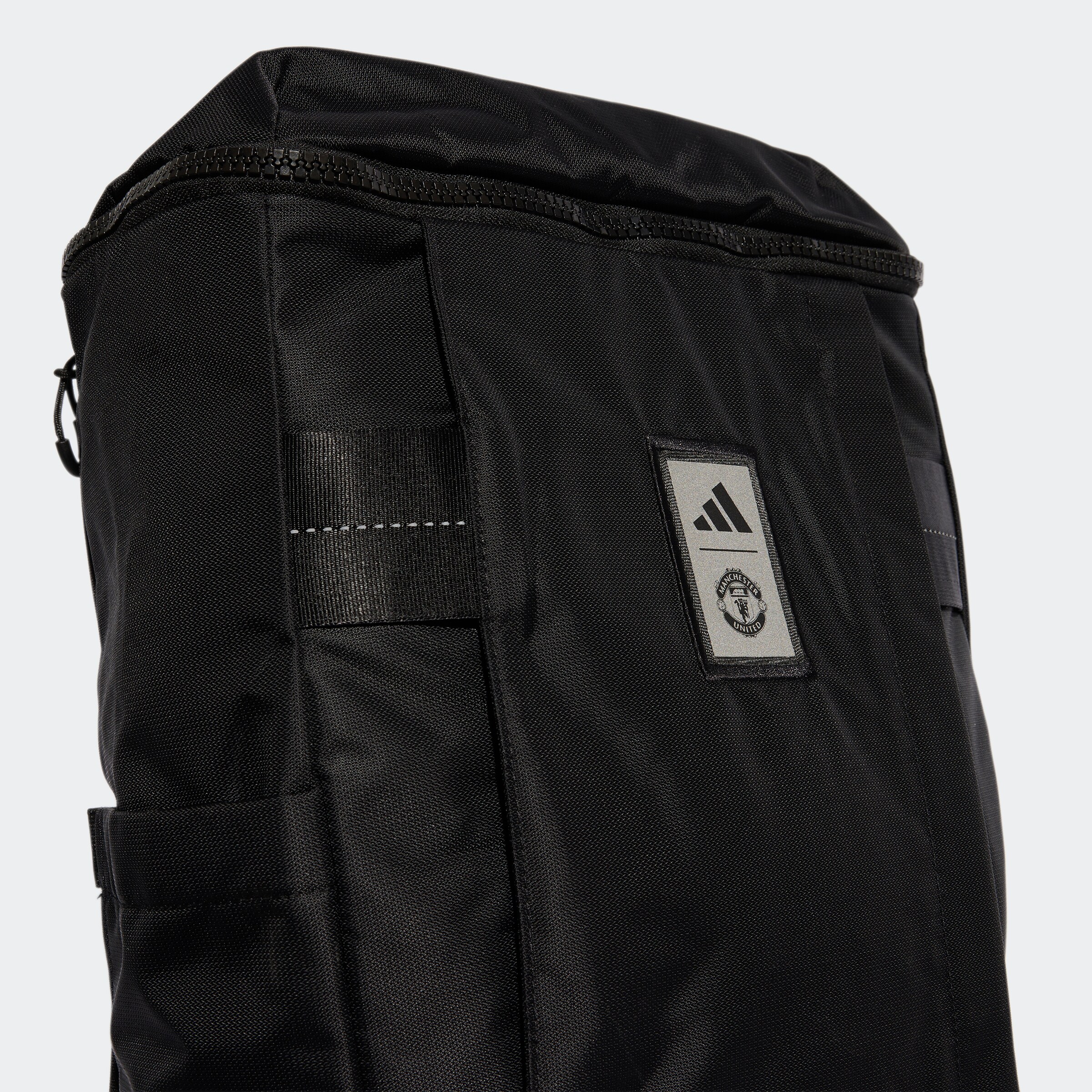 Manchester United 25/26 Backpack Black Black Detail [6-6]