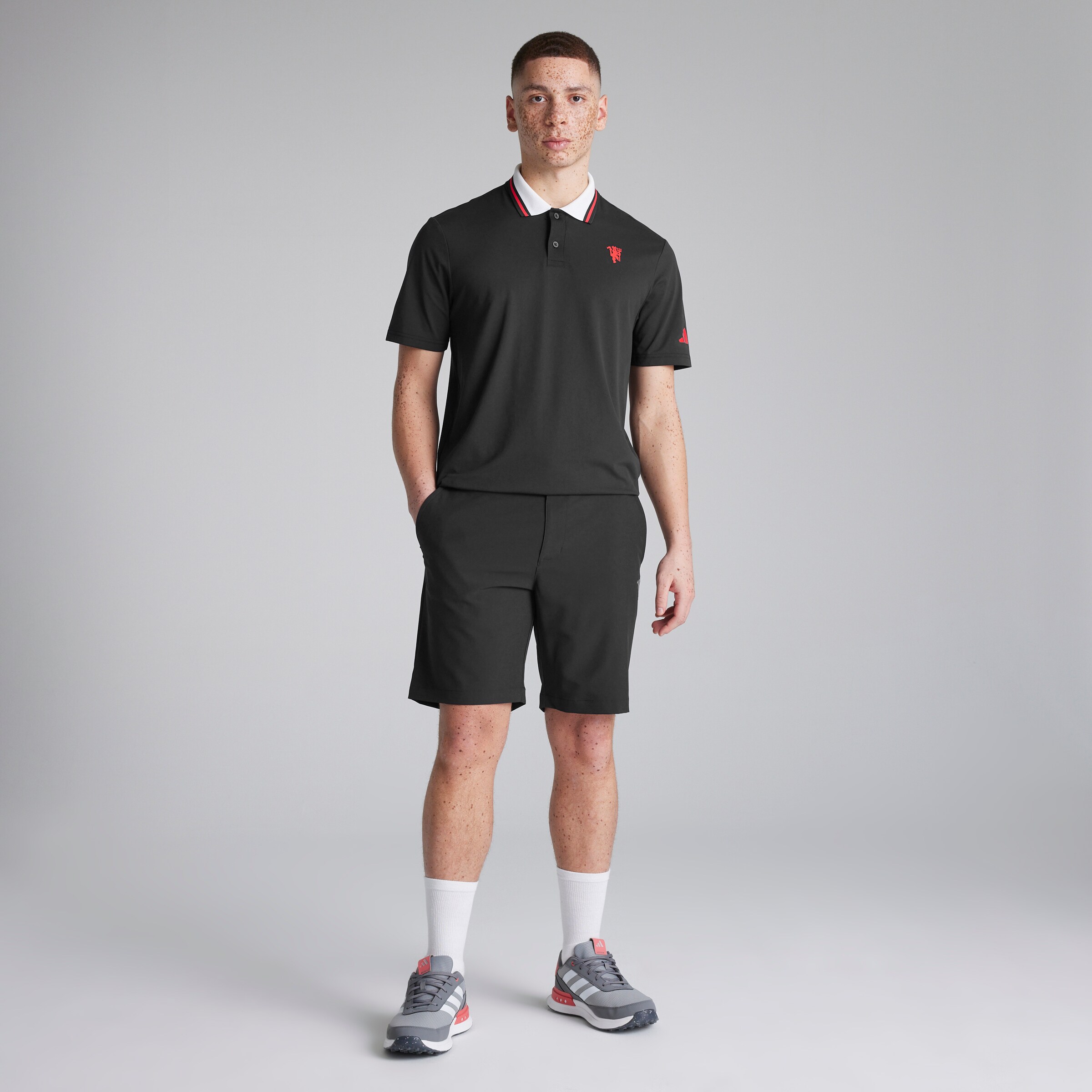 Manchester United x adidas Golf Ultimate365 8.5-Inch Golf Shorts Black Noir Détail [3-5]