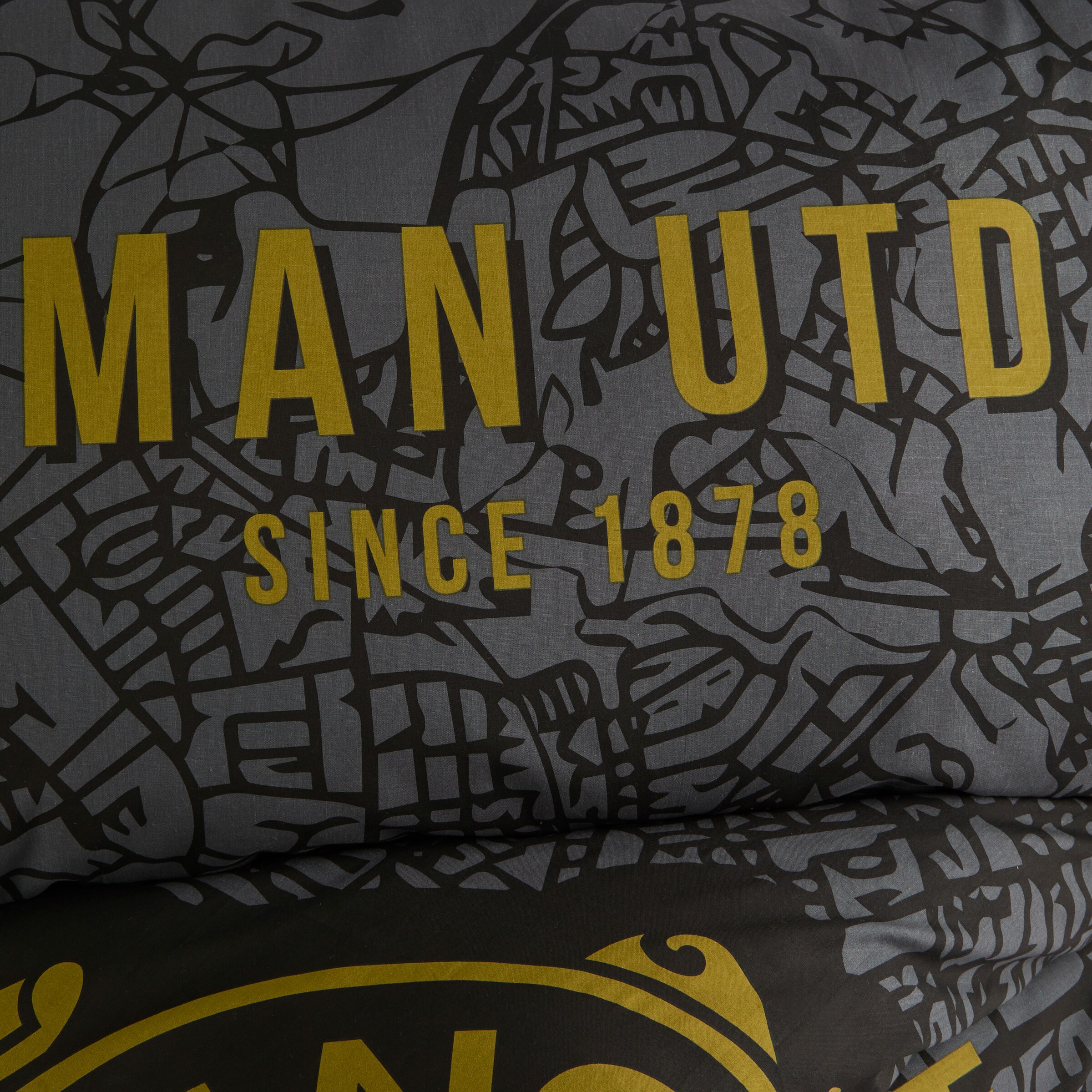 Manchester United Elevated Cotton Single Duvet Cover Black Black Detail [5-5]