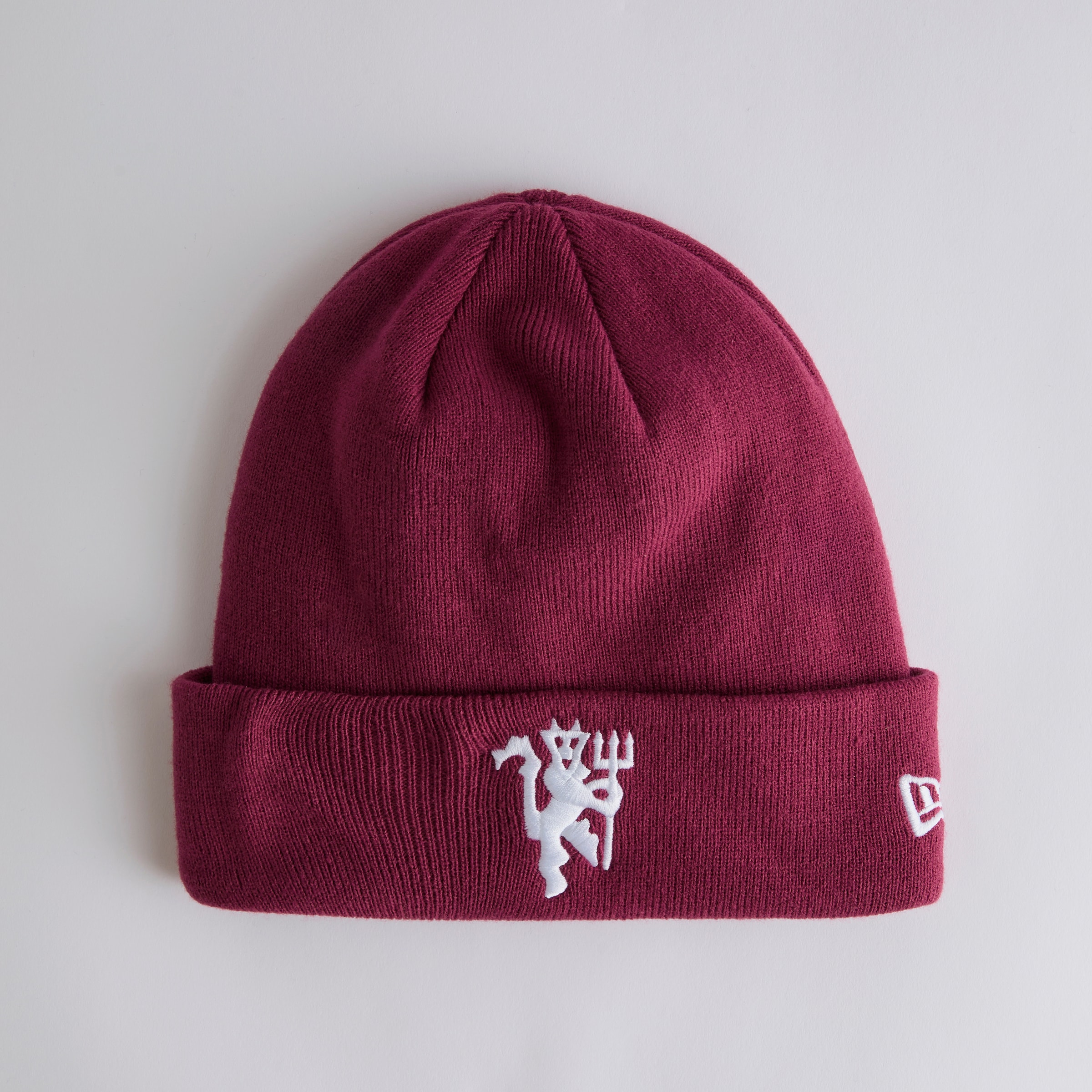 Manchester United x New Era Seasonal Cuff Beanie Burgundy