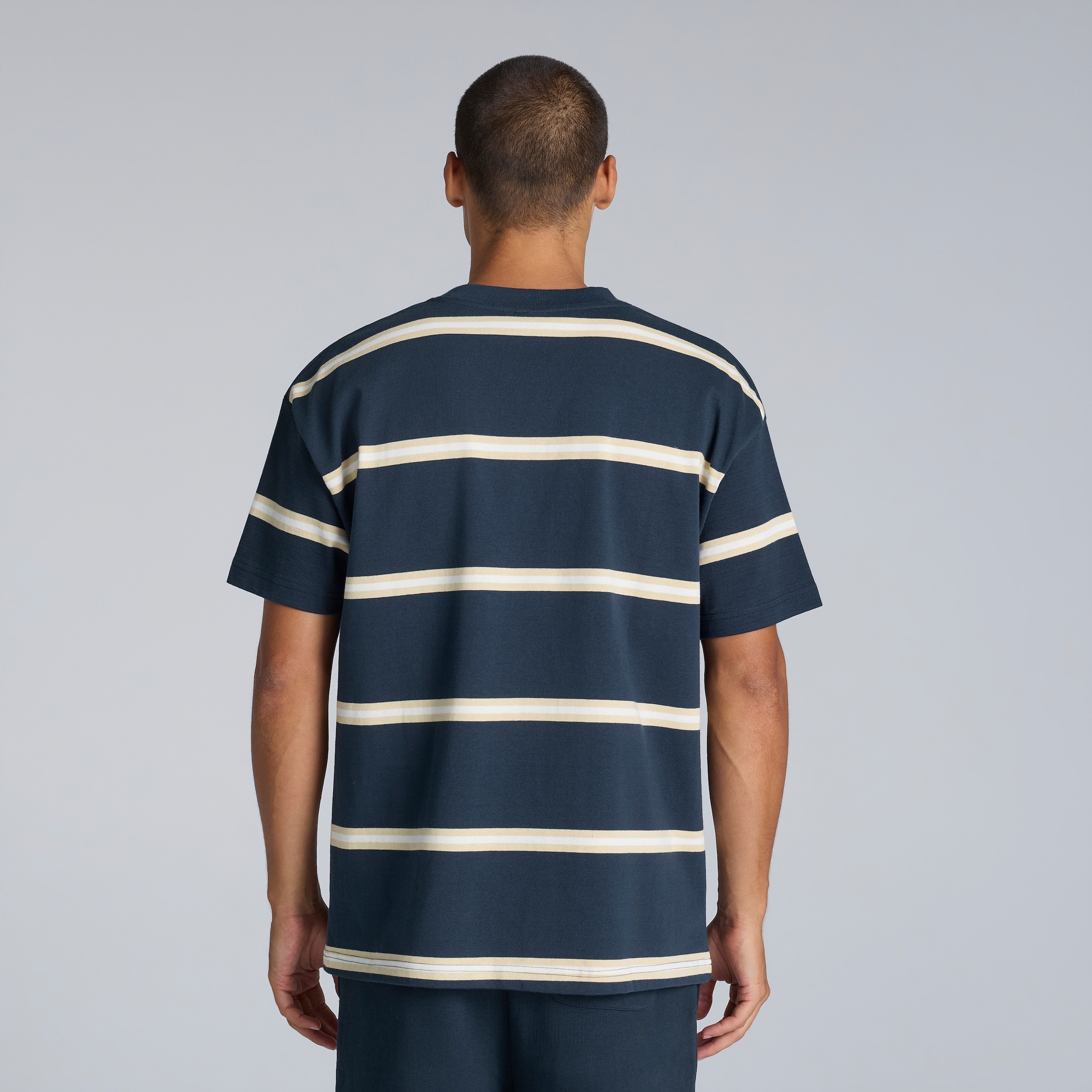 Manchester United Heritage Bar Stripe T-Shirt Navy Navy blue Detail [2-4]