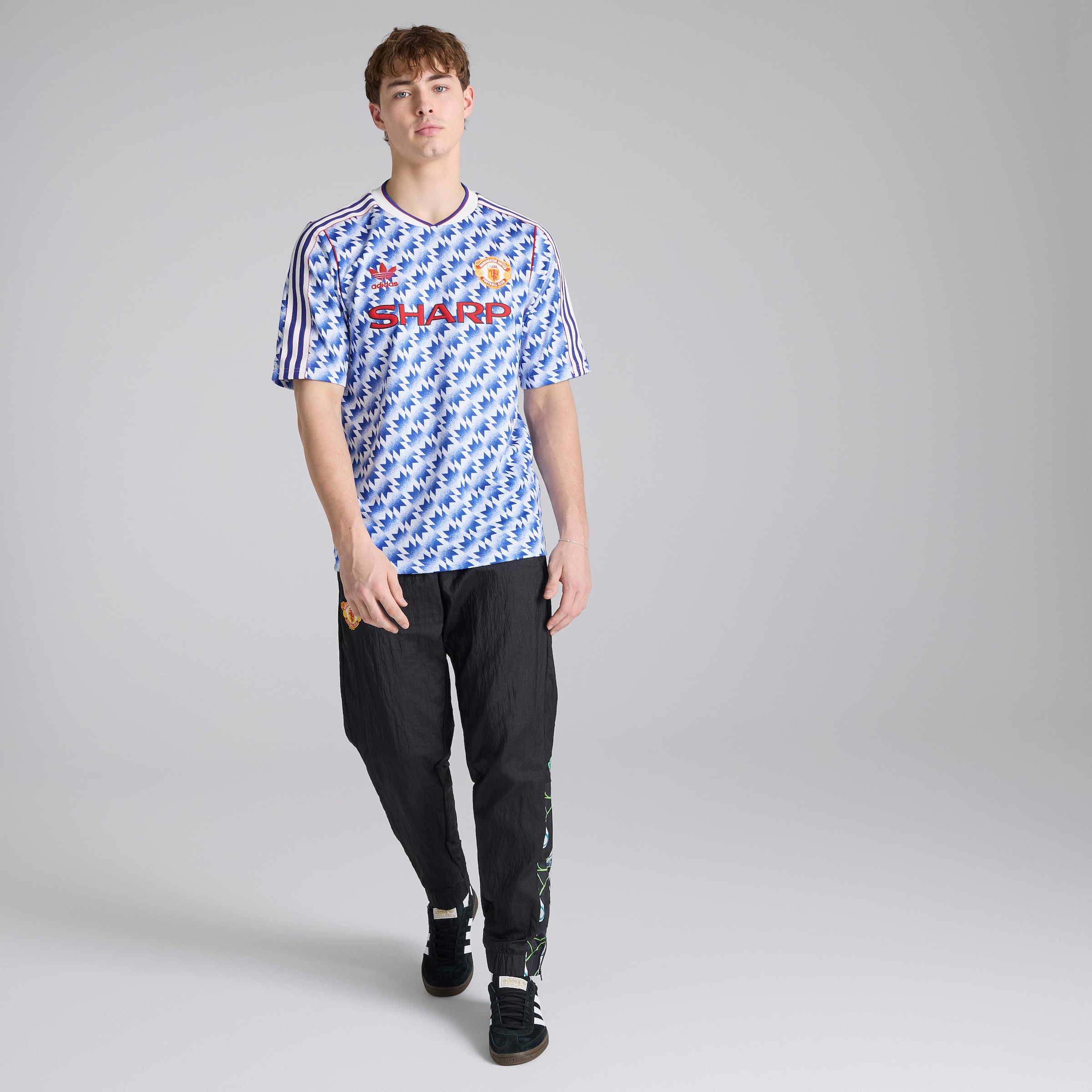 Manchester United x adidas Bringback 90/92 Away 11 Printed Jersey Blue Bleu Détail [3-8]