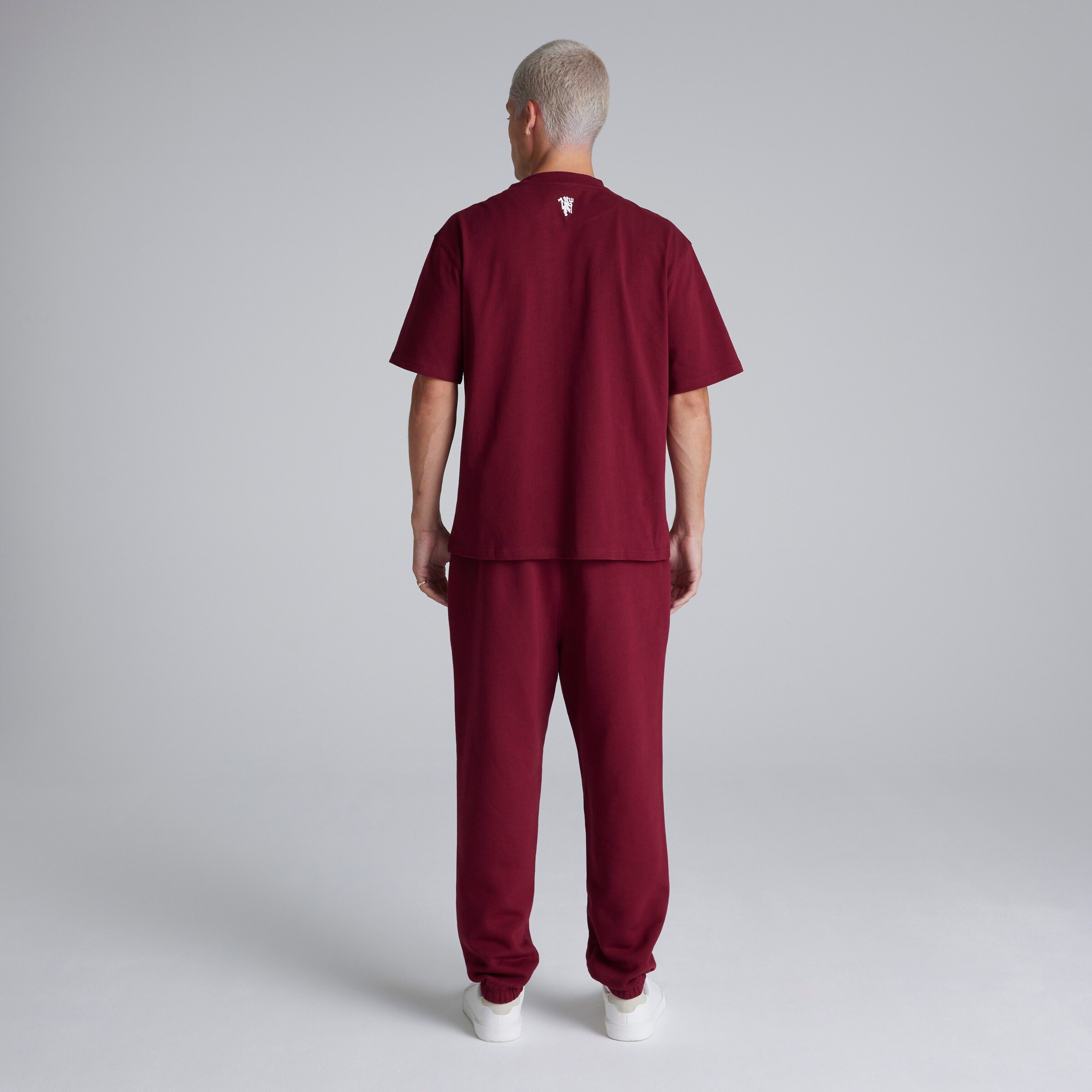 Manchester United Mens MUFC Joggers Burgundy Red Detail [2-5]