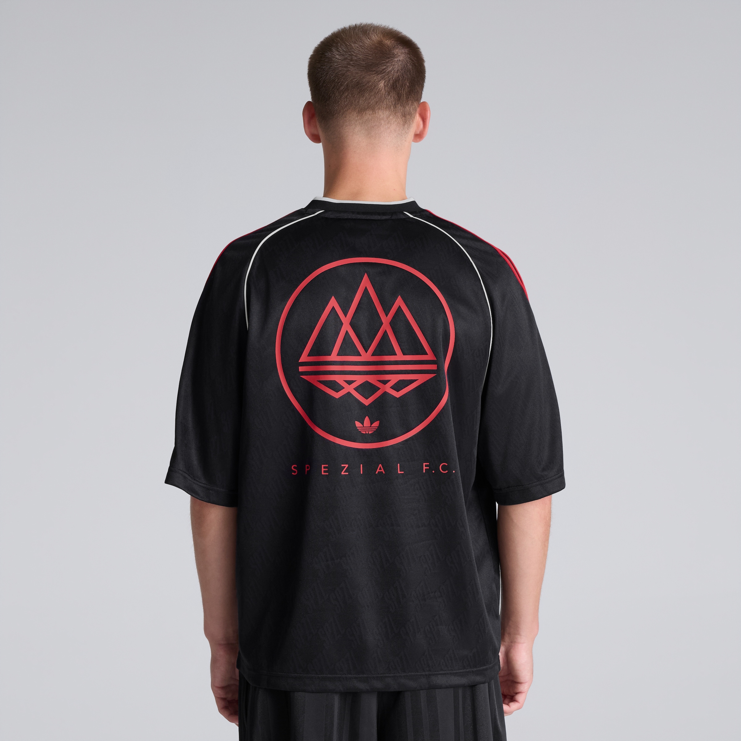 Manchester United x adidas SPZL FC T-Shirt Black Black Detail [2-5]