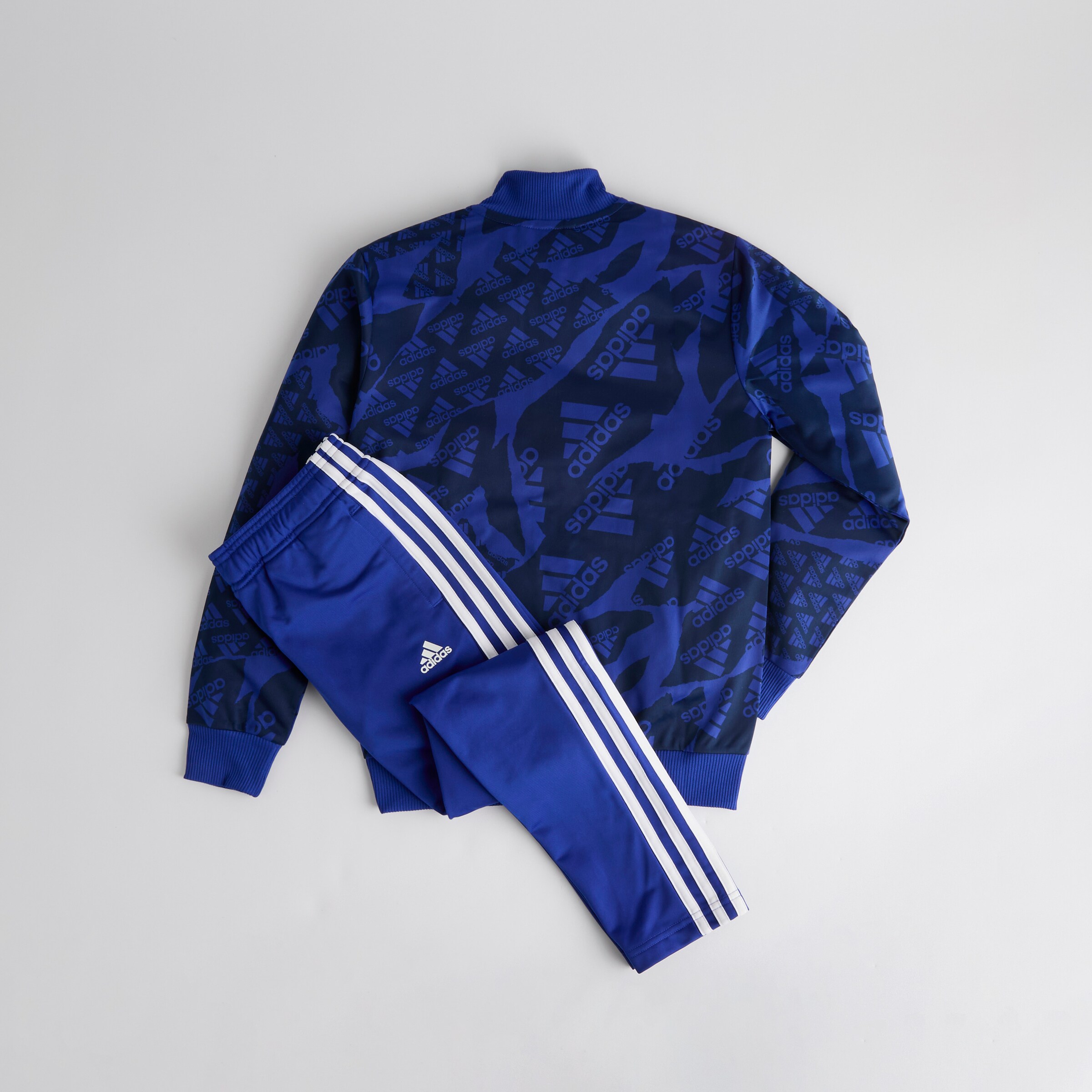 Manchester United x adidas Kids Camouflage Tracksuit Blue Blue Detail [2-4]