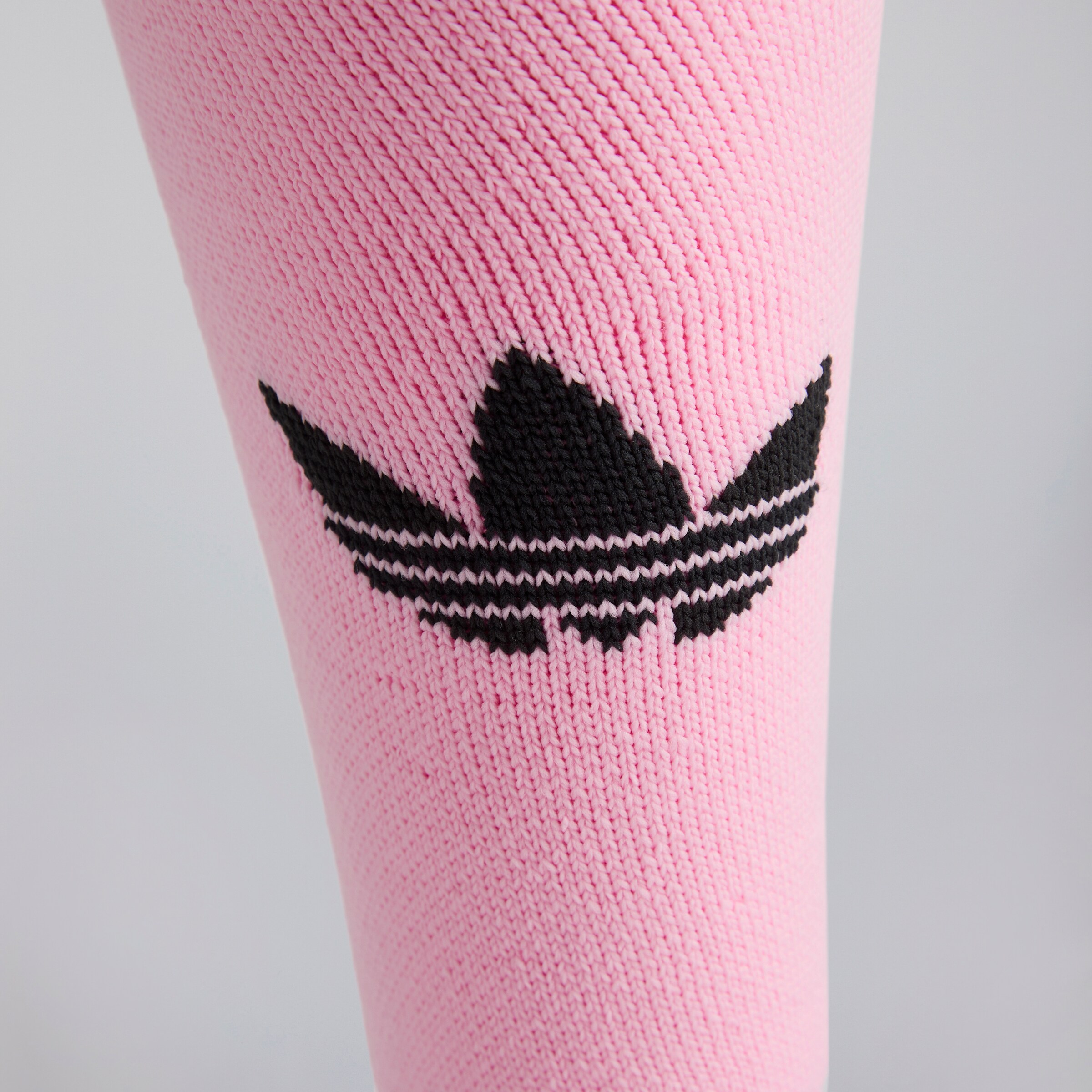 Manchester United 25/26 Third Goalkeeper Socks Pink Pink Detail [3-4]