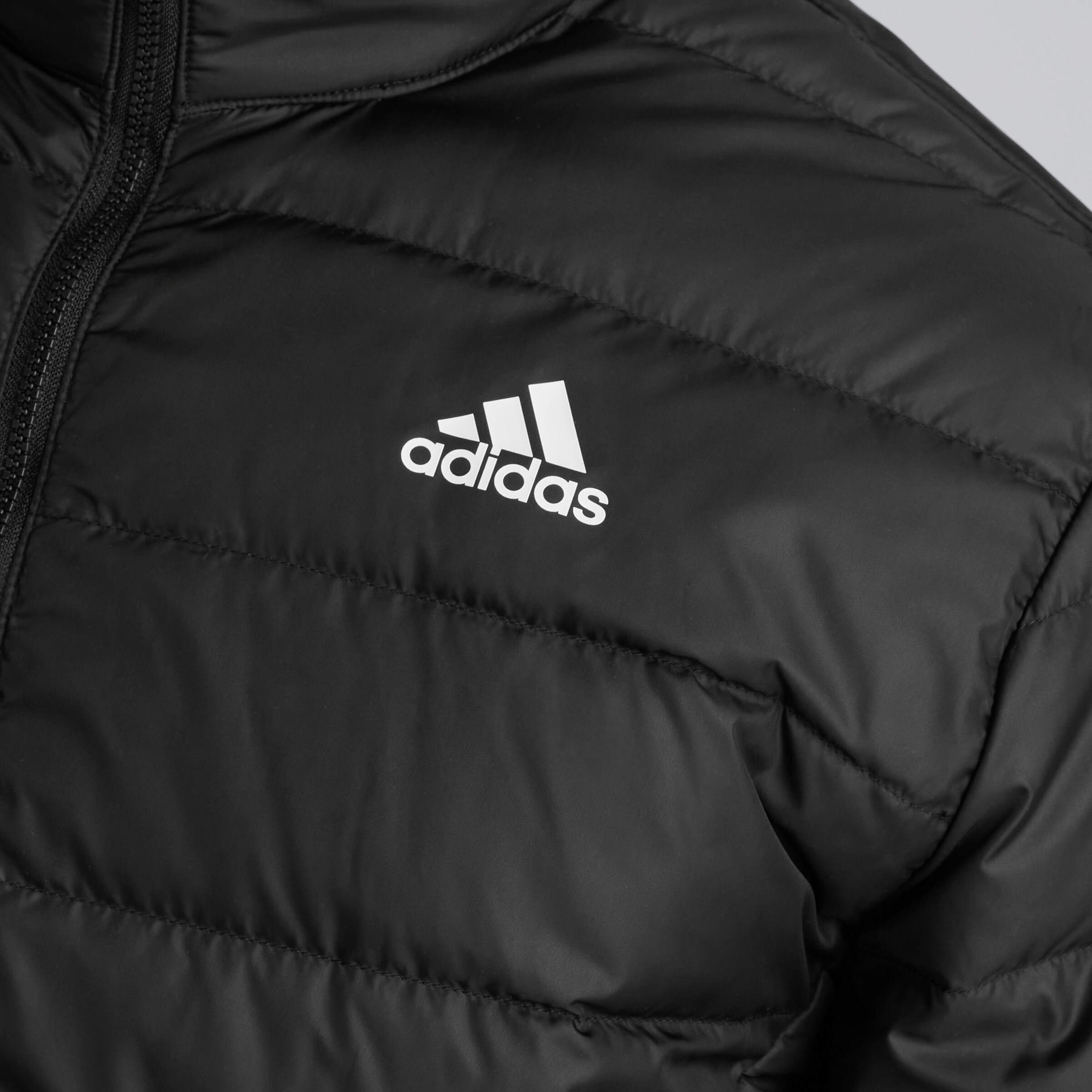 Manchester United x adidas Essentials Lite Down Jacket Black Black Detail [6-7]