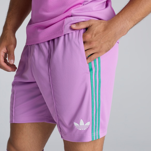 Manchester United 26/27 Away Goalkeeper Shorts Pink 粉色