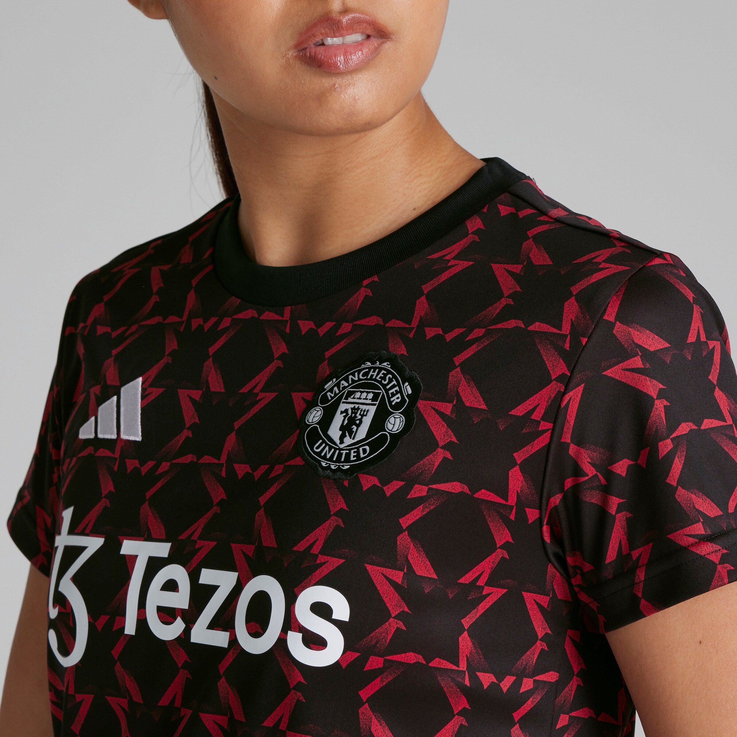 Manchester United 프리-매치 저지 여성용 다색 세부 사항 [4-7]