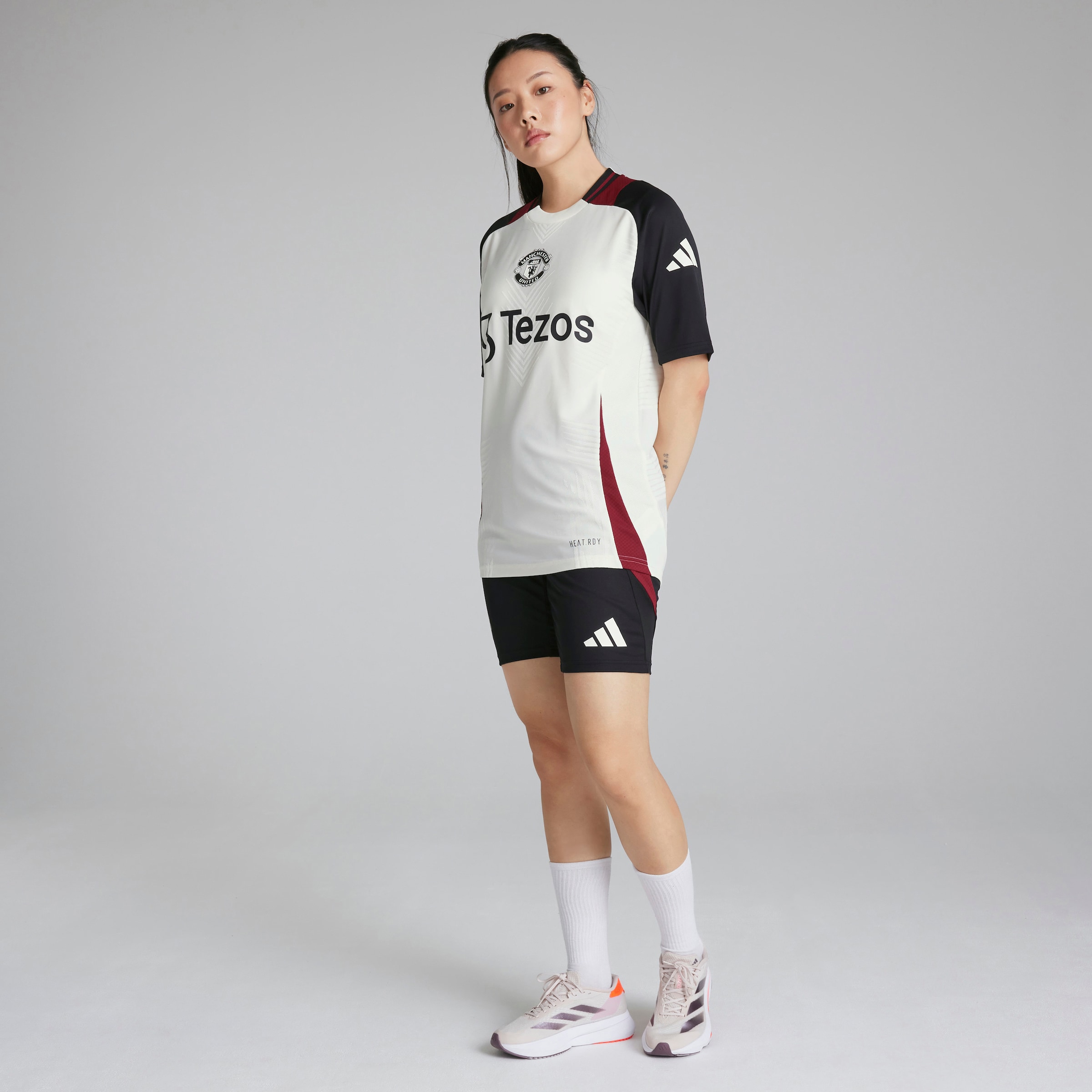 Manchester United Womens Training Tiro 24 Jersey White White Detail [3-5]