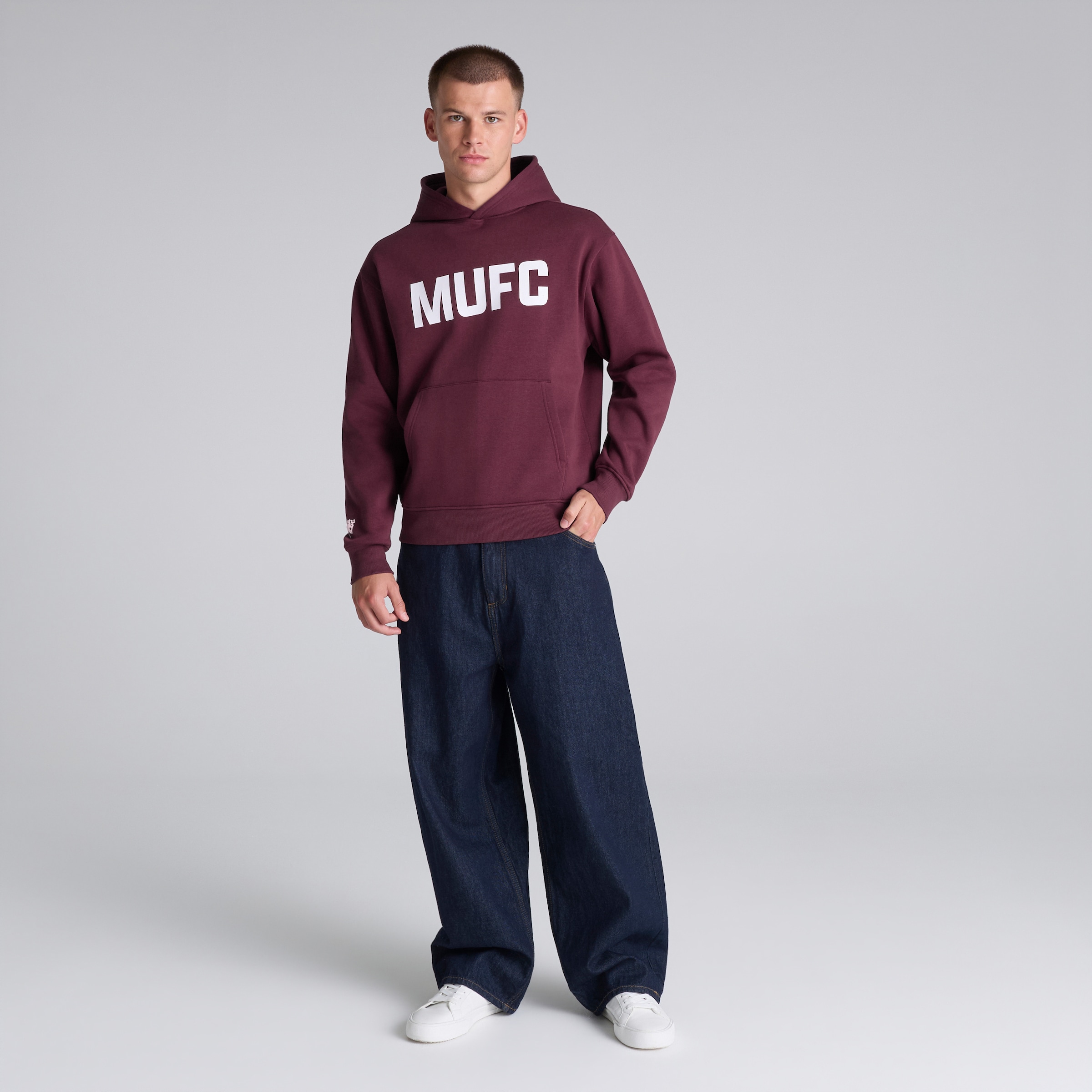 Manchester United MUFC Overhead Hoodie Burgundy Red Detail [3-5]
