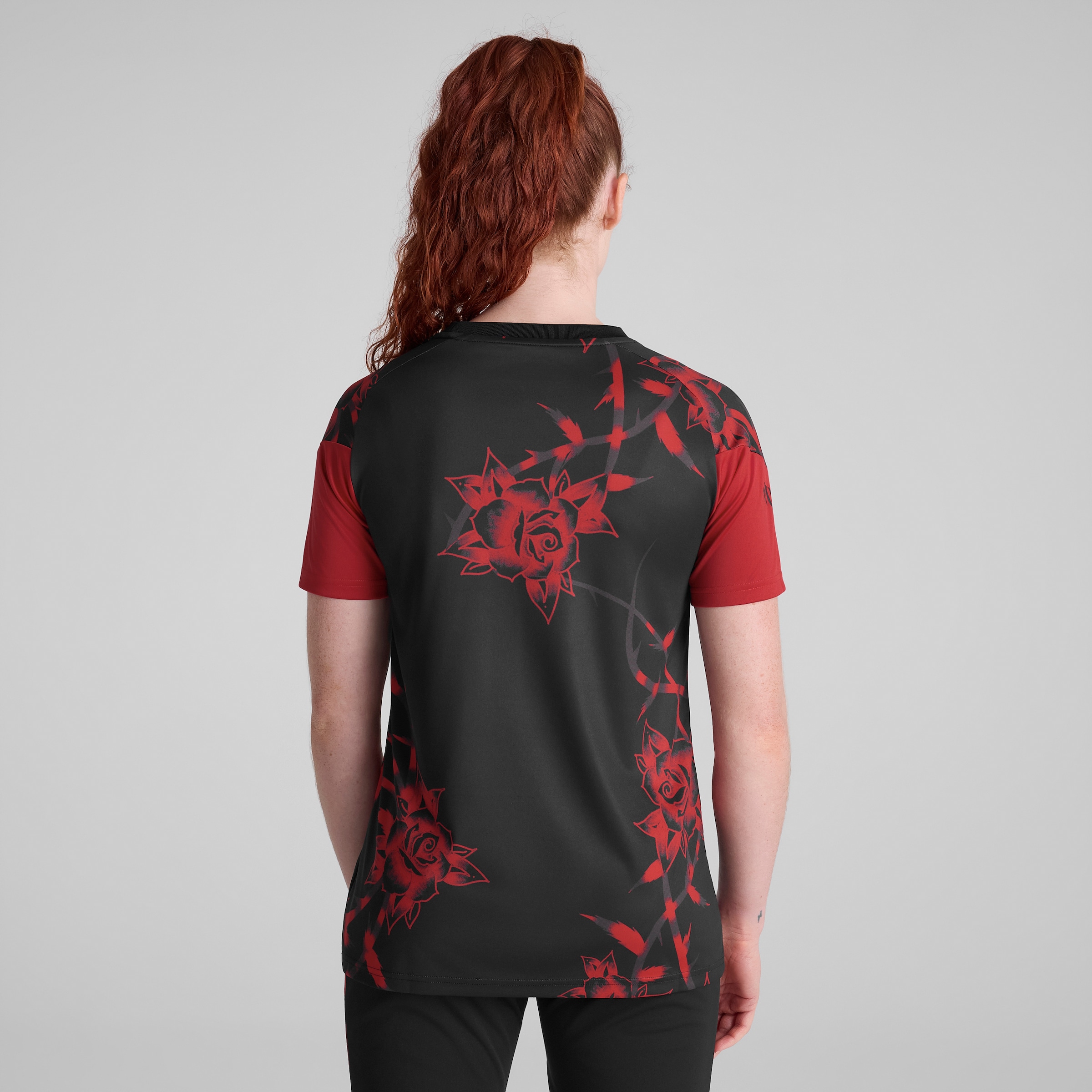 Manchester United Womens 26/27 Home Pre Match Jersey Red Detail [2-5]