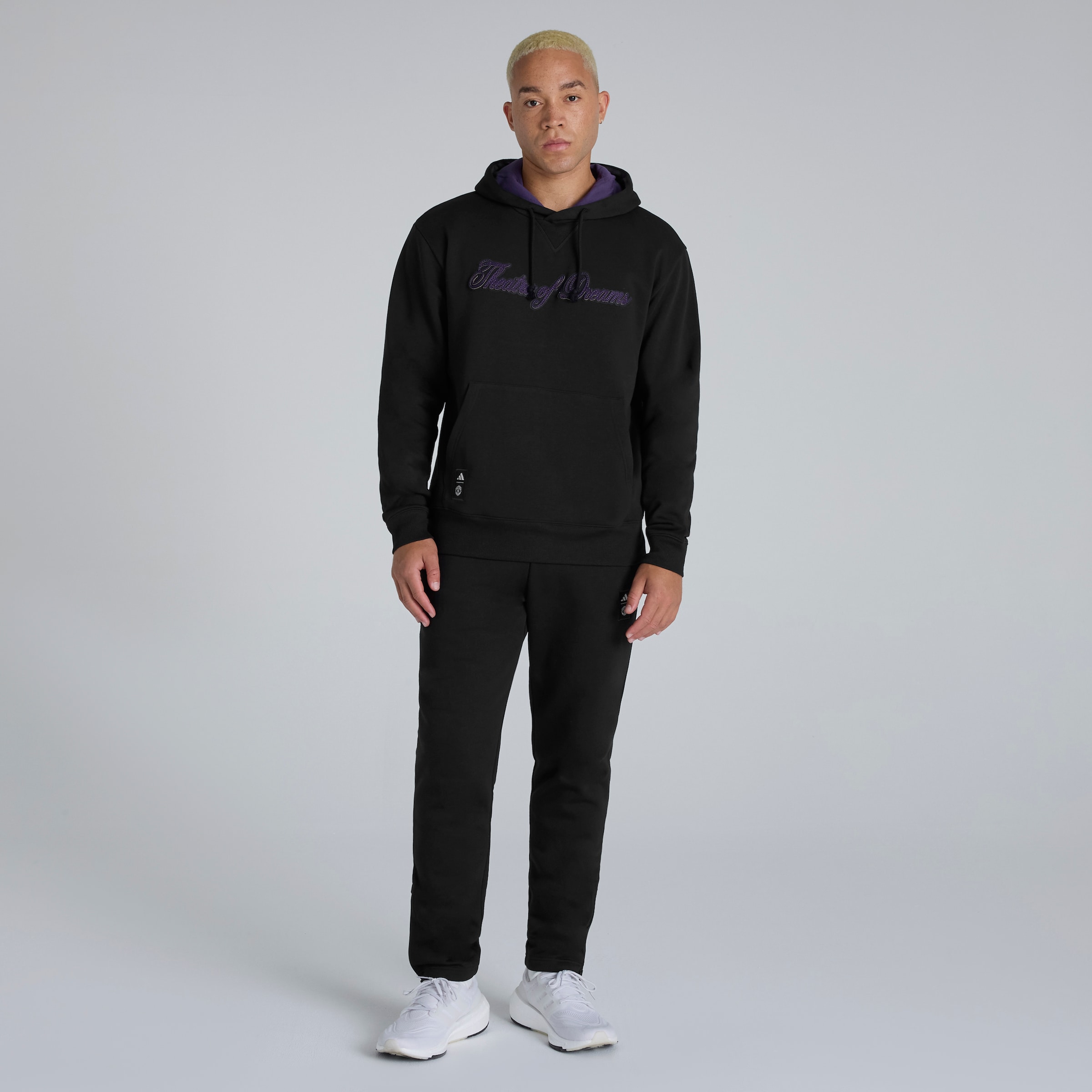 Manchester United x adidas Seasonal Hoodie Black Black Detail [3-6]