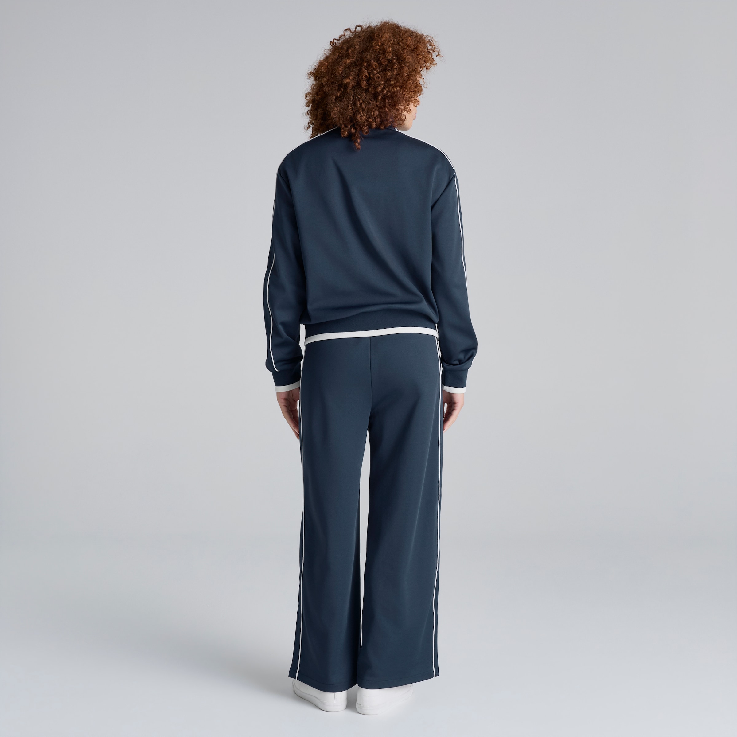 Manchester United Women Womens Tracksuit Bottoms Navy Navy blue Detail [2-6]