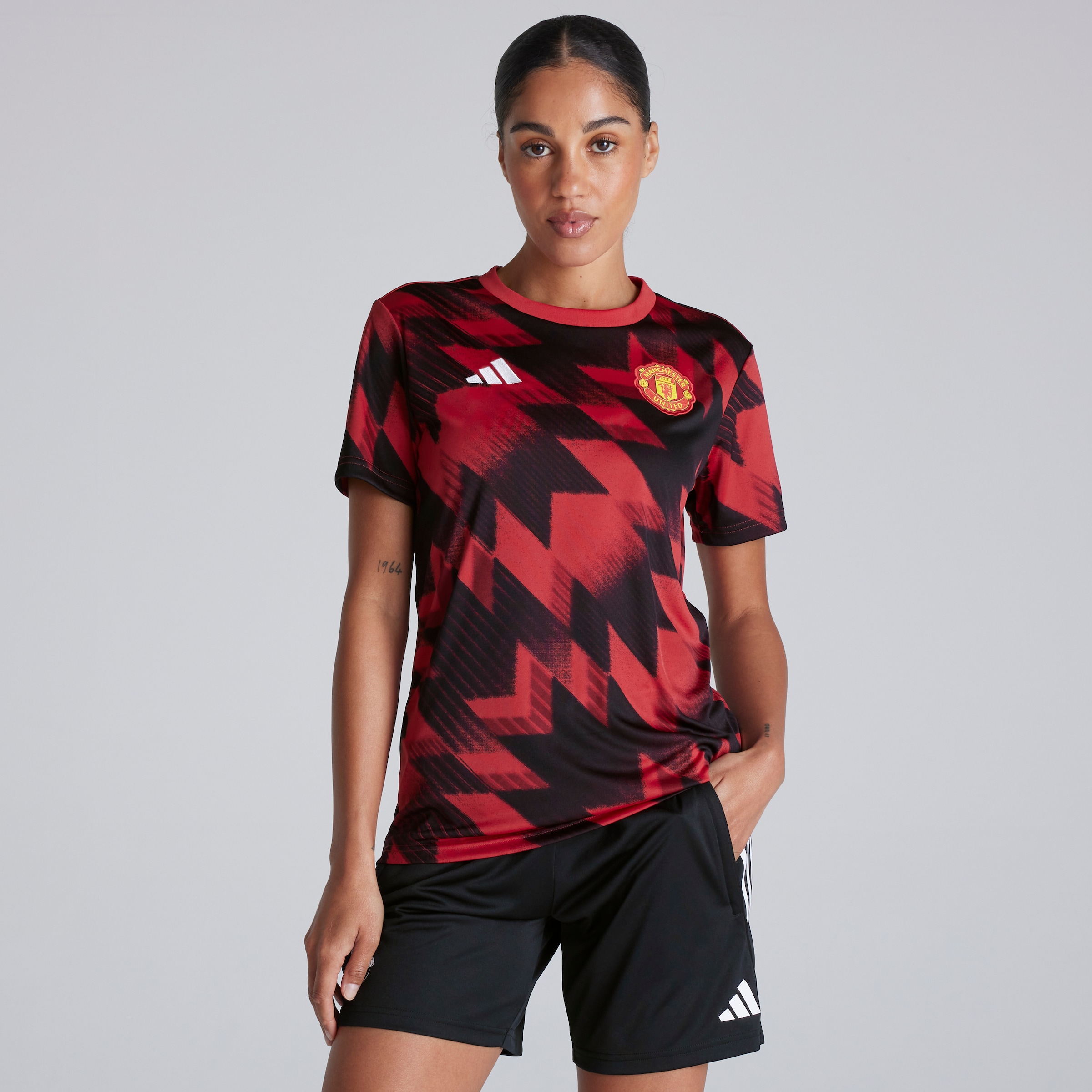 Manchester United 25/26 Pre-Match Jersey Red