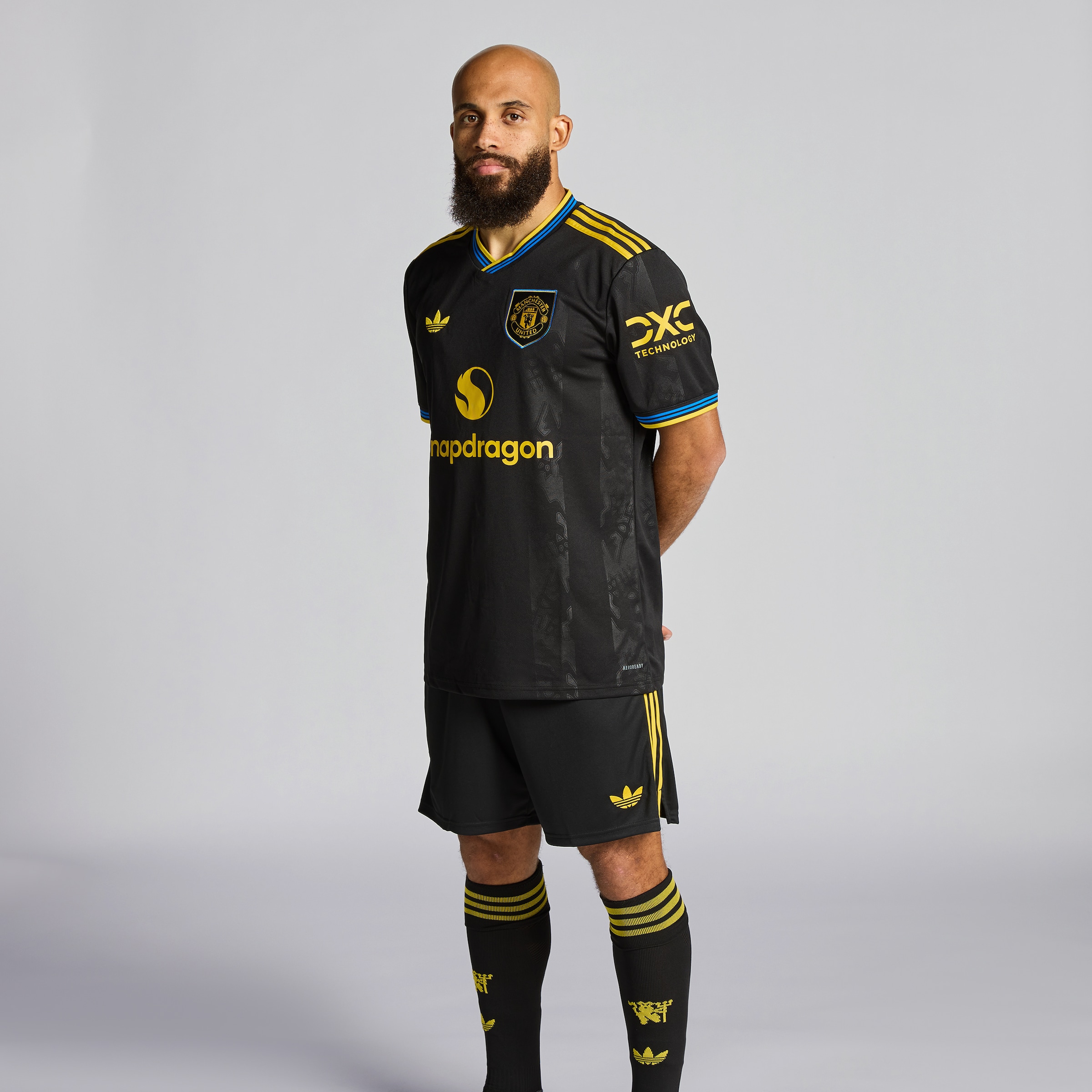 Manchester United 25/26 Third Jersey with Mbeumo 19 EPL Printing & Badge Black Detail [3-5]