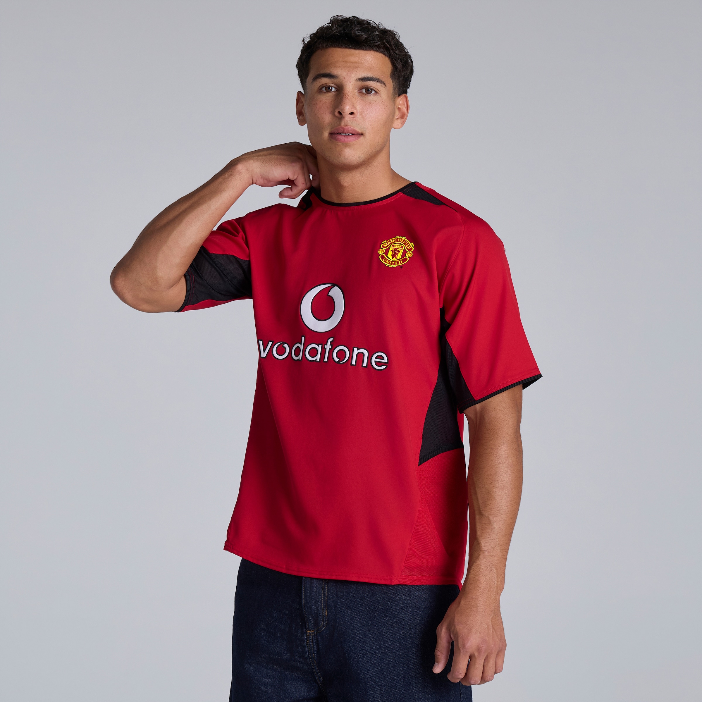 Manchester United Retro 2002-04 Home Shirt V. Nistelrooy Printing Red Red Detail [2-5]