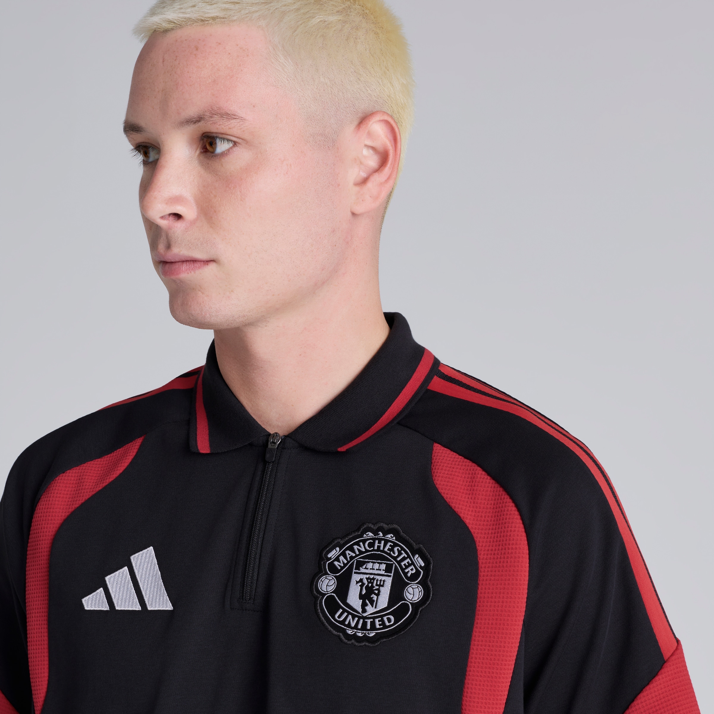 Manchester United 26/27 Training Tiro Polo Black Black Detail [4-5]