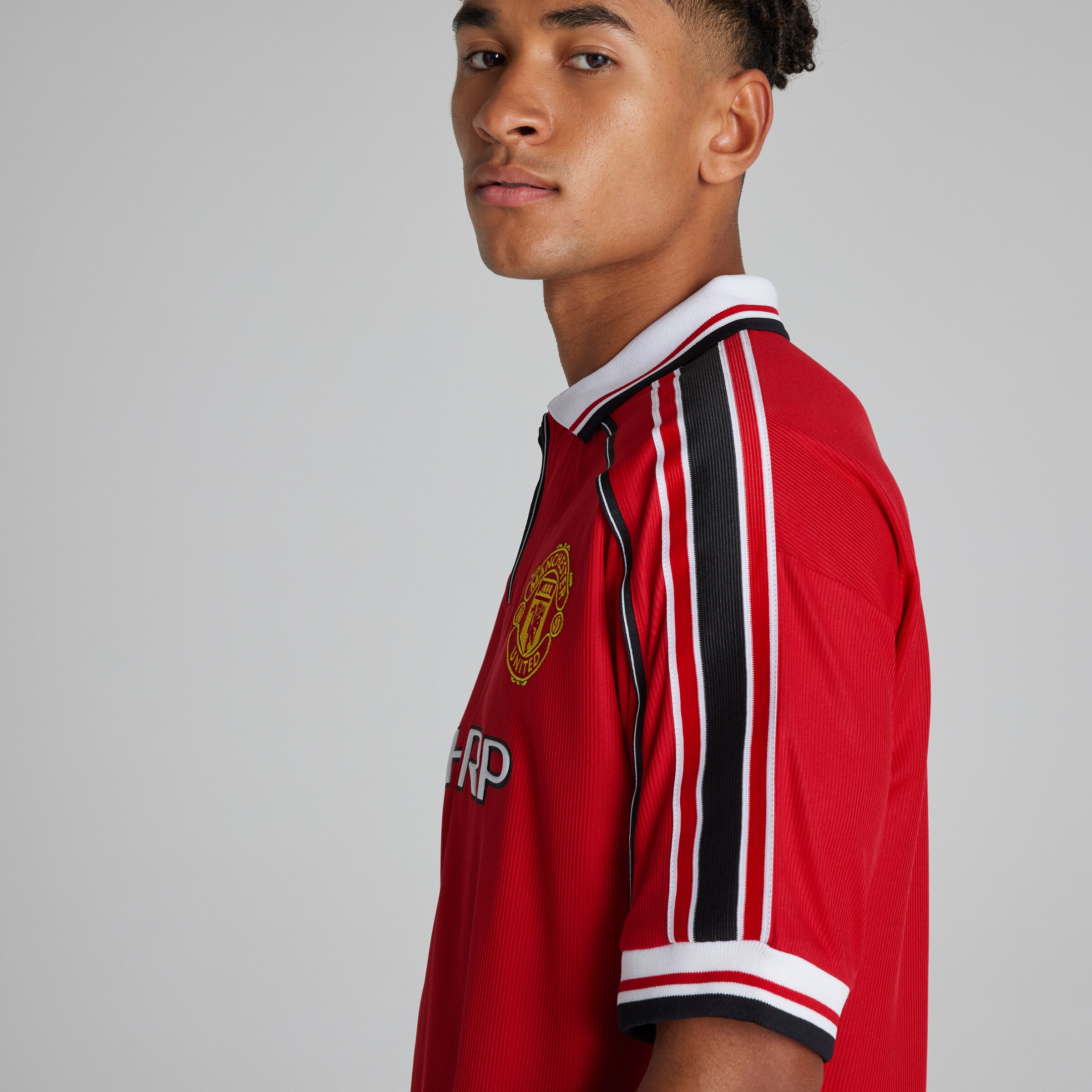 Manchester United 1998-00 Home Shirt Red Rouge Détail [5-6]