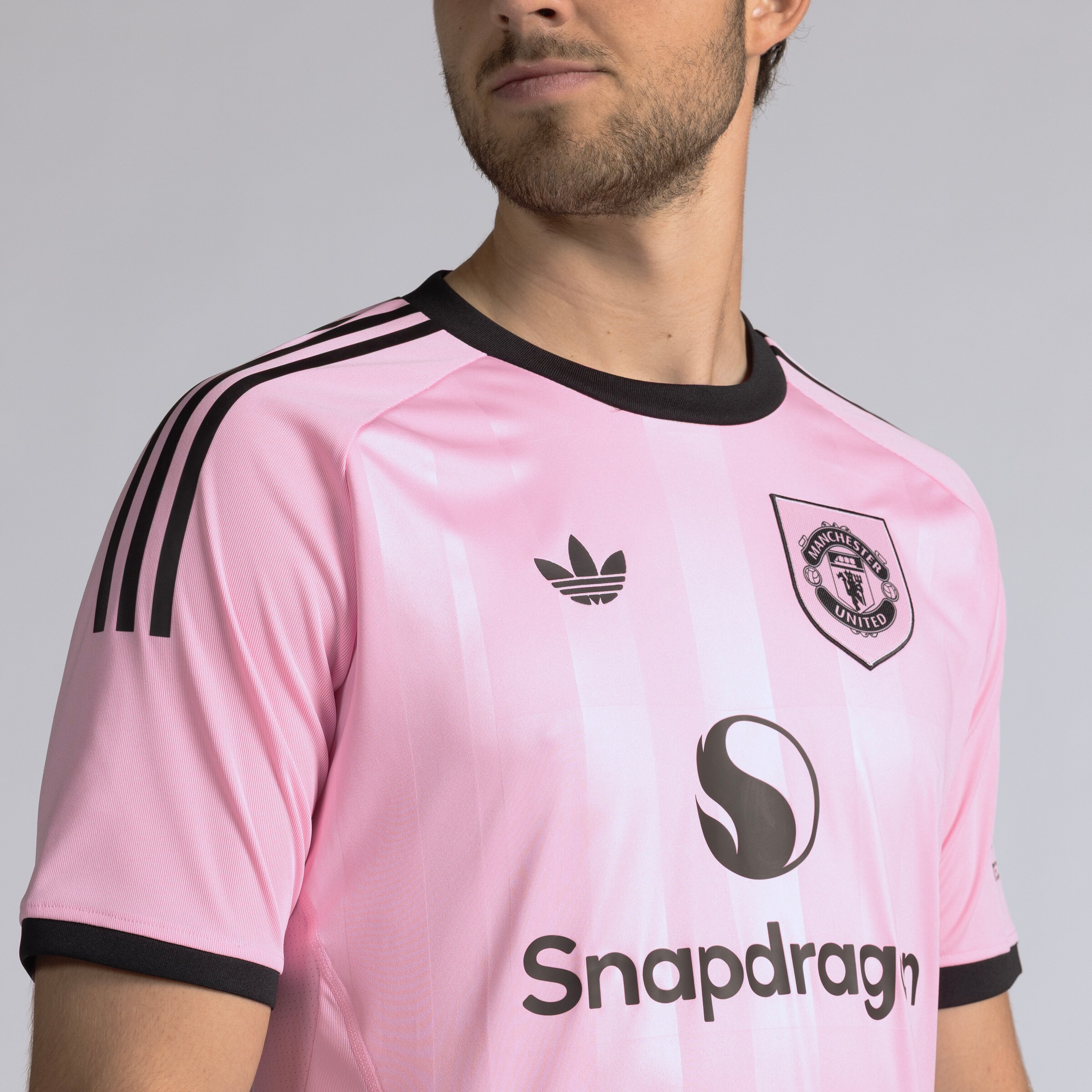 Manchester United 25/26 Third Mens Goalkeeper Jersey Pink 분홍색 세부 사항 [4-5]