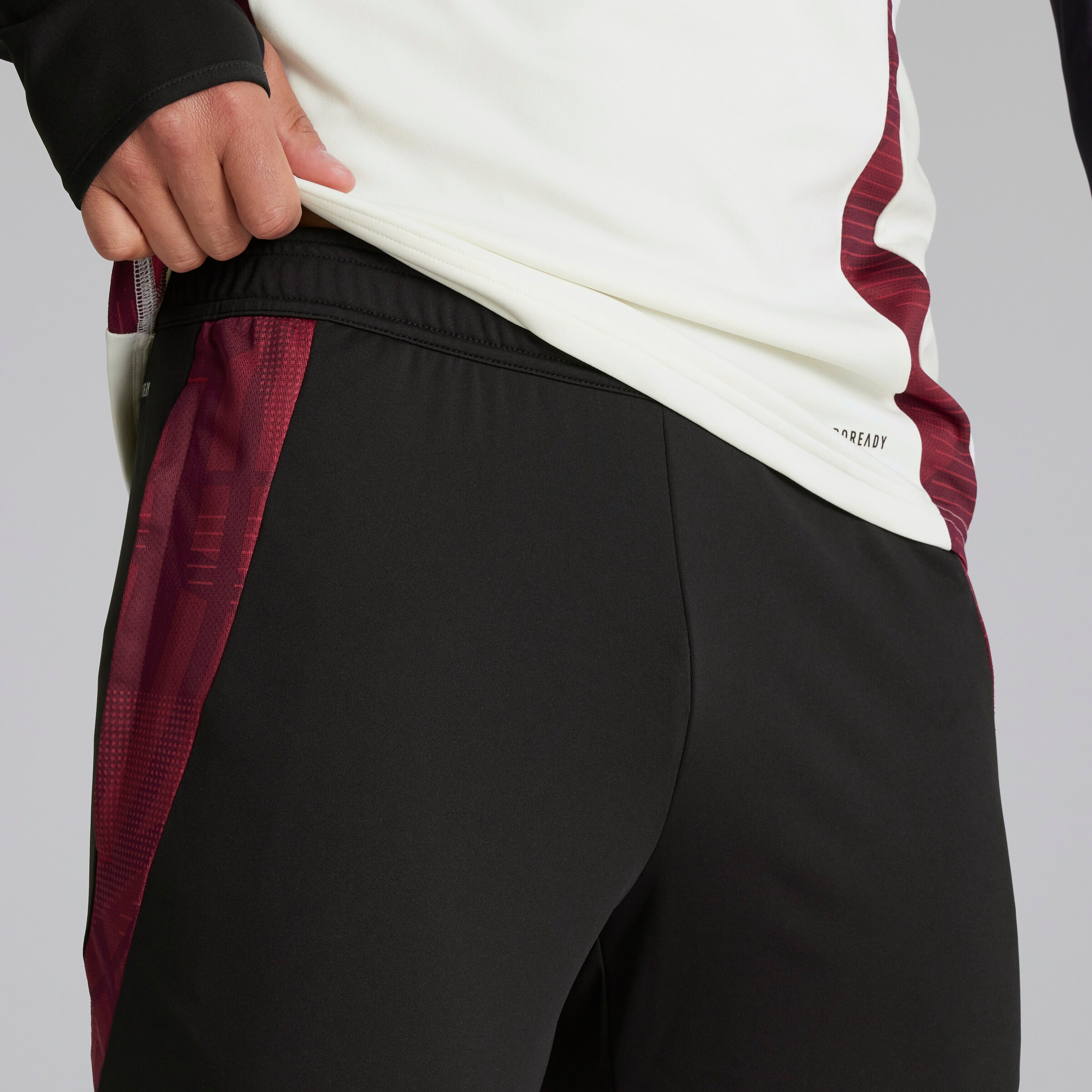 Manchester United Mens Training Tiro 24 Pants Black Black Detail [6-6]