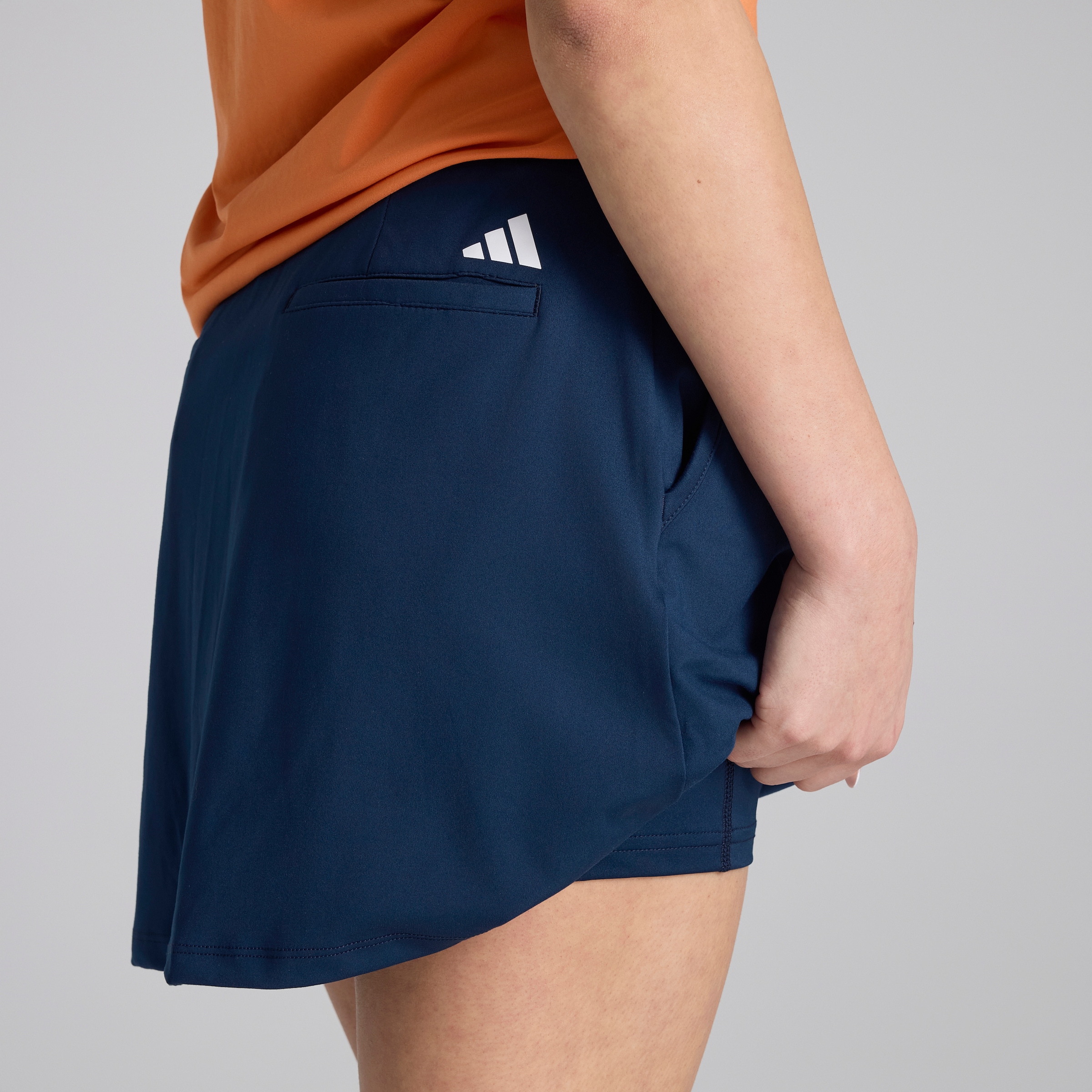 Manchester United x adidas Womens Golf Ultimate365 Skort Navy Navy blue Detail [5-6]