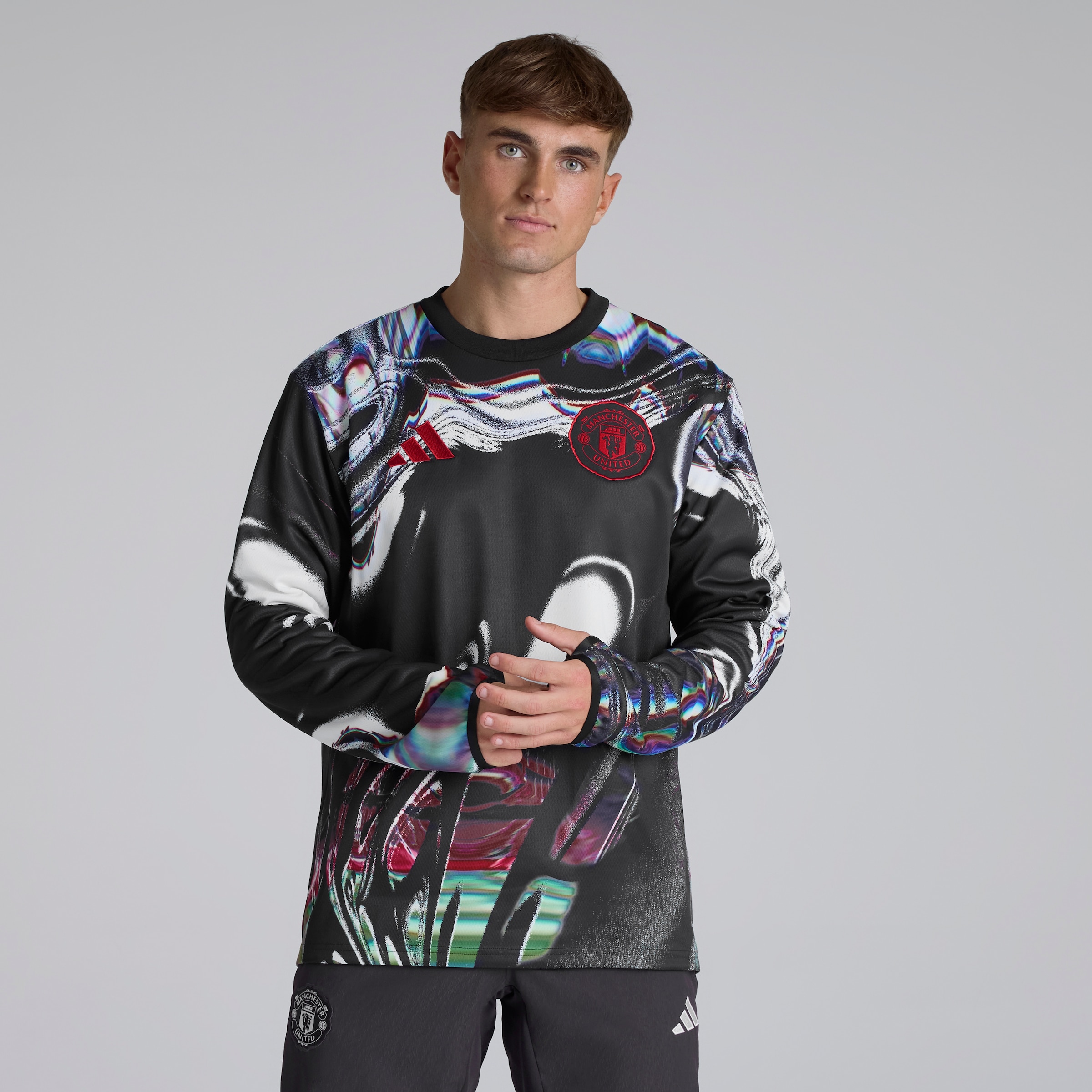 Manchester United 25/26 Pre Match Warm Top Black